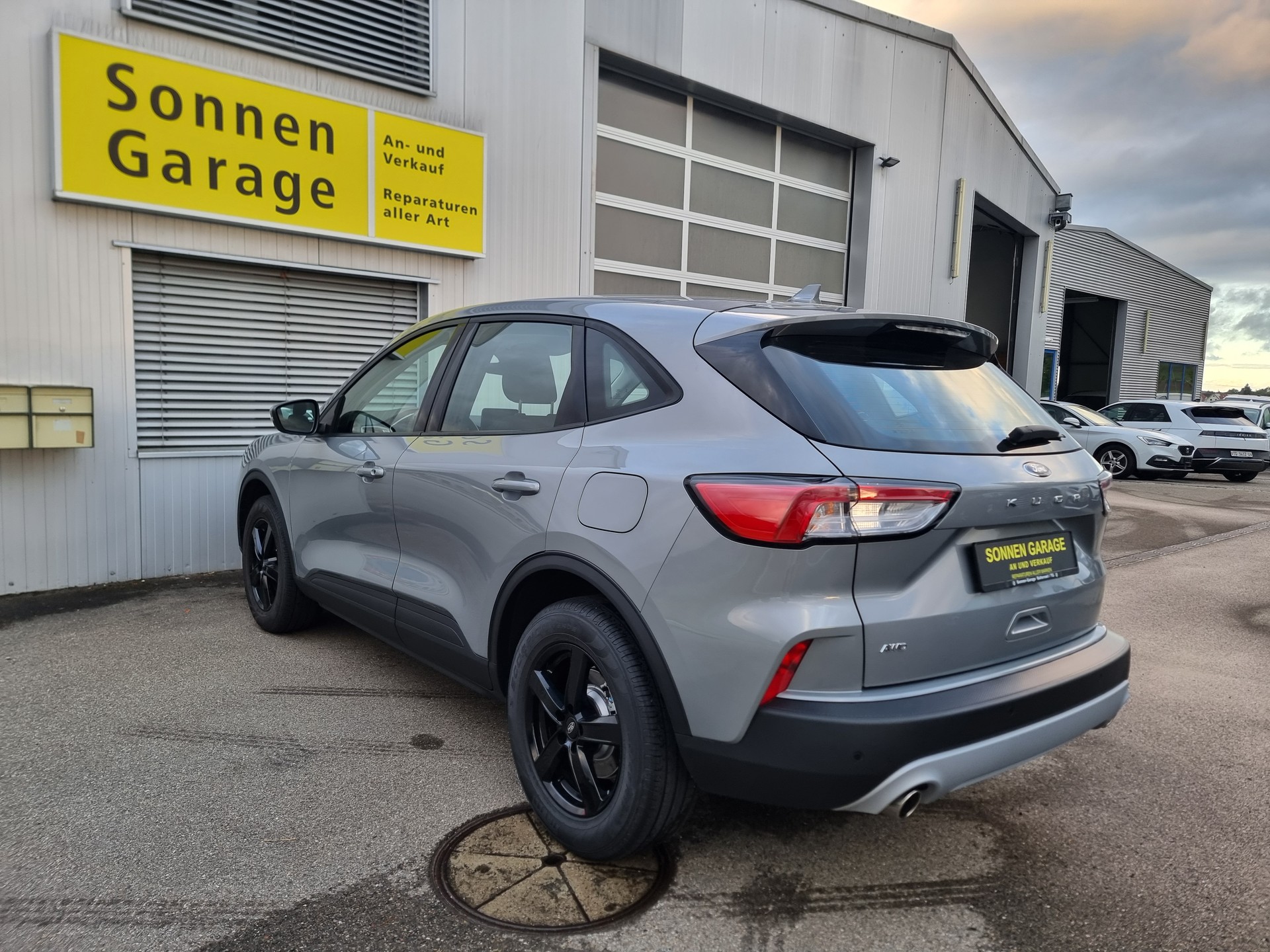 FORD Kuga 2.0 TDCi EcoBlue Vignale 4WD Automat-image-10
