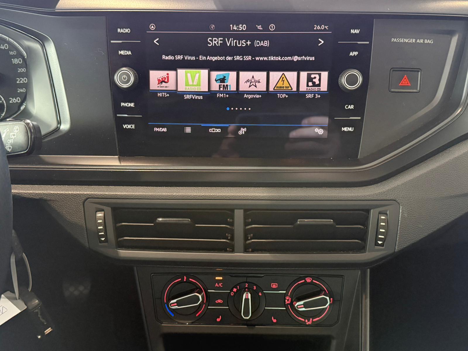 VW Polo 1.0 BMT Trendline-image-11