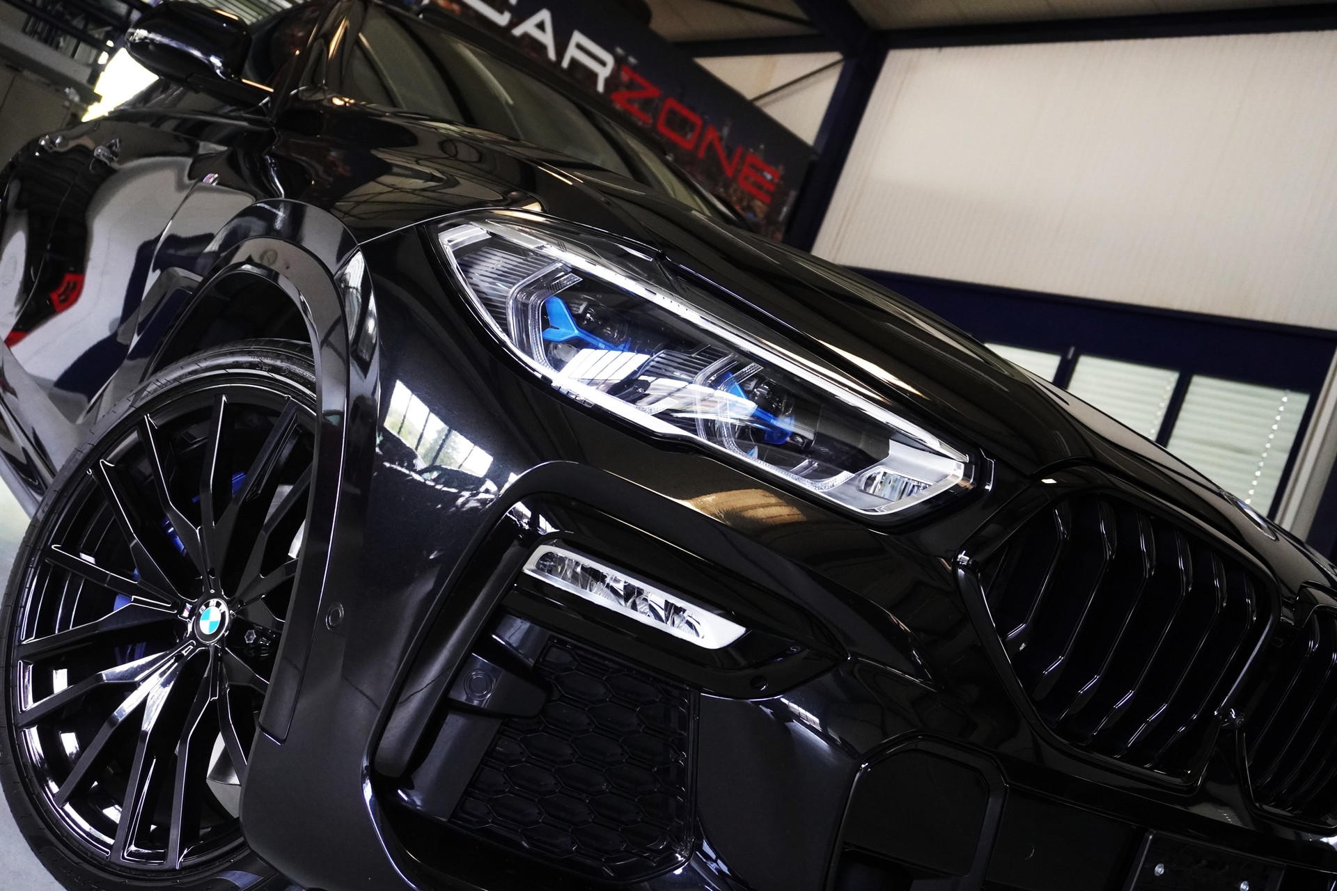 BMW X6 xDrive 48V 40d Steptronic M Sport // CH Fahrzeug //-image-1