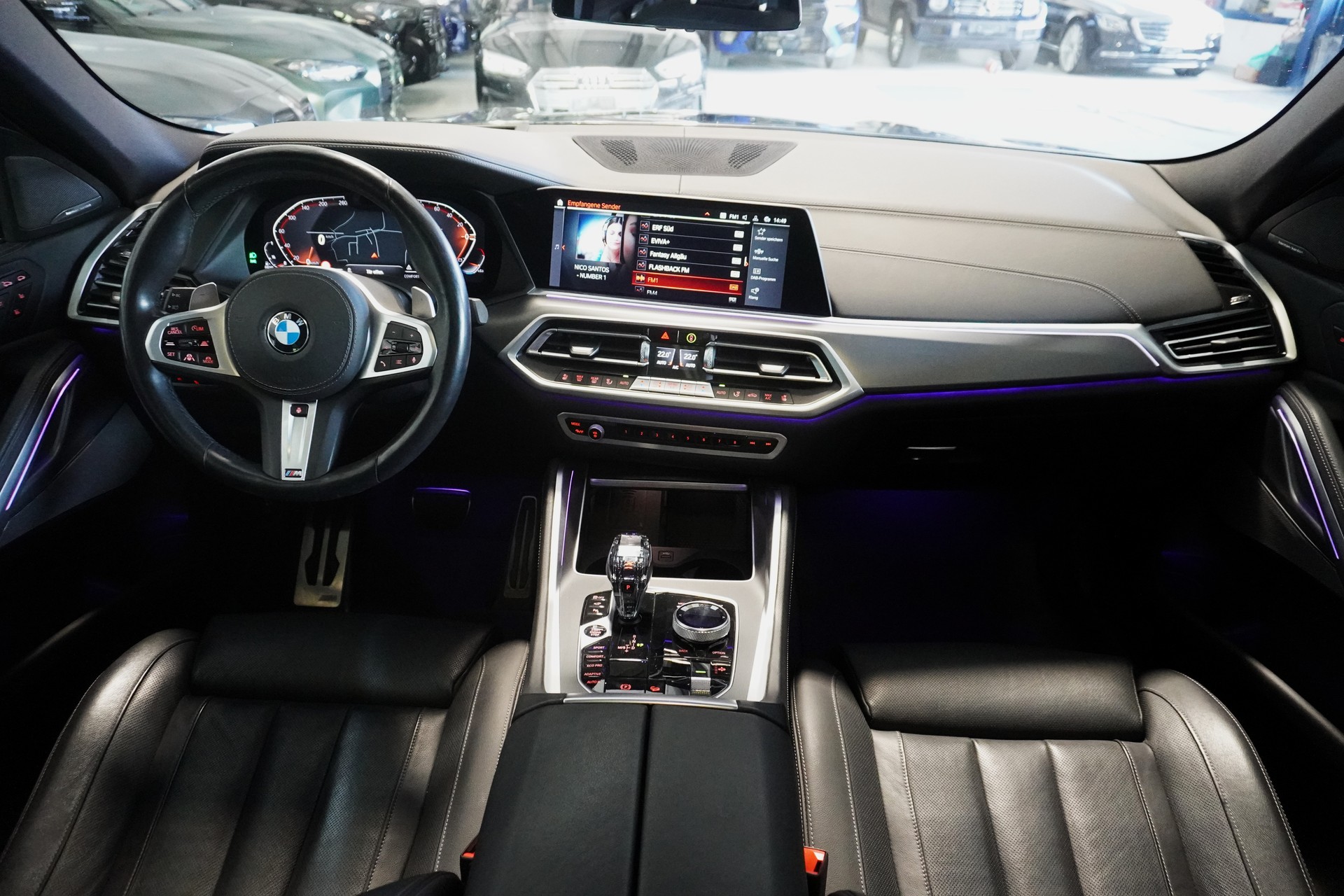 BMW X6 xDrive 48V 40d Steptronic M Sport // CH Fahrzeug //-image-11