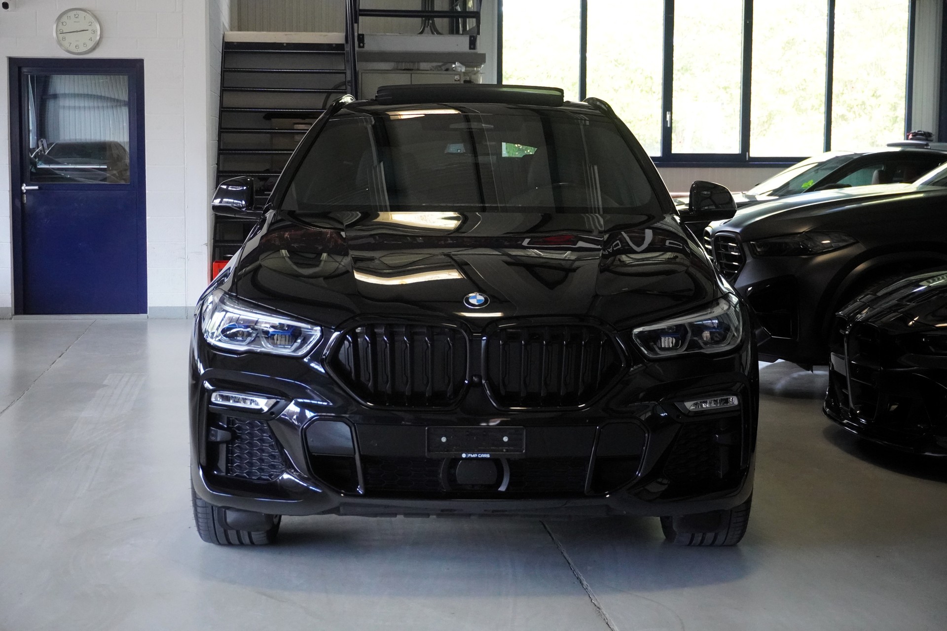 BMW X6 xDrive 48V 40d Steptronic M Sport // CH Fahrzeug //-image-3