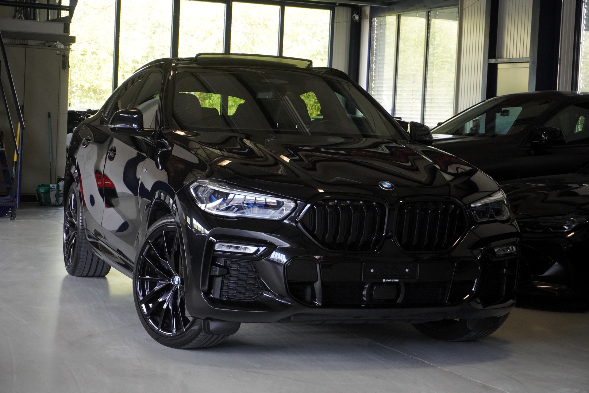 BMW X6 xDrive 48V 40d Steptronic M Sport // CH Fahrzeug //-image-15