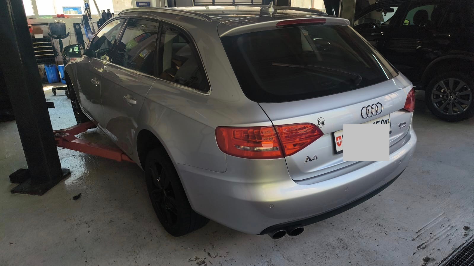 AUDI A4 Avant 1.8 TFSI quattro-image-3