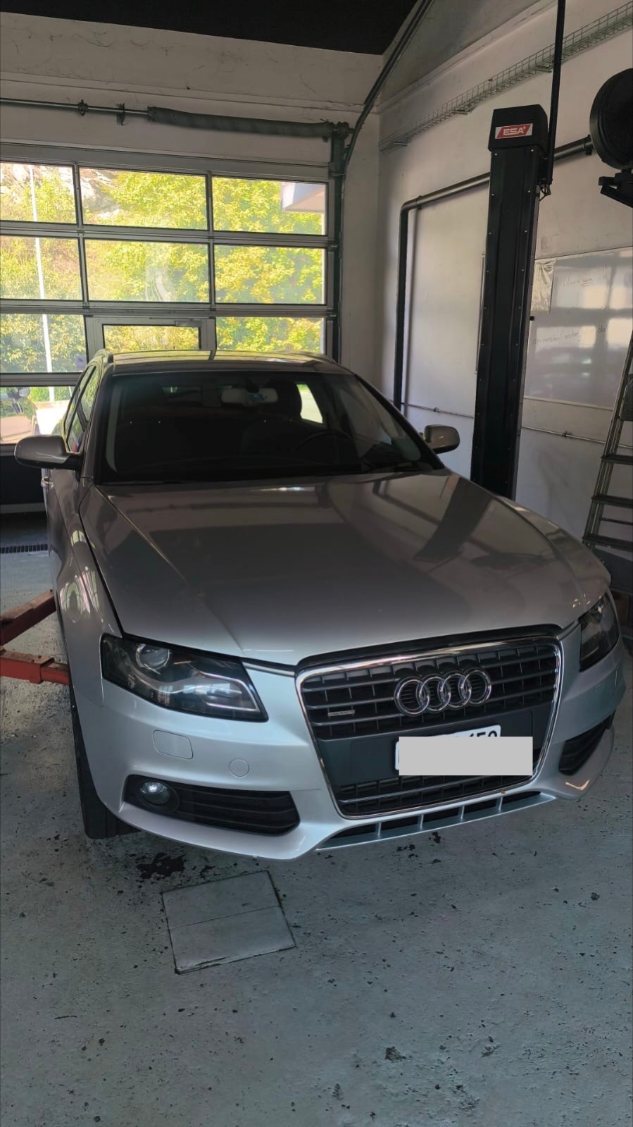 AUDI A4 Avant 1.8 TFSI quattro-image-0