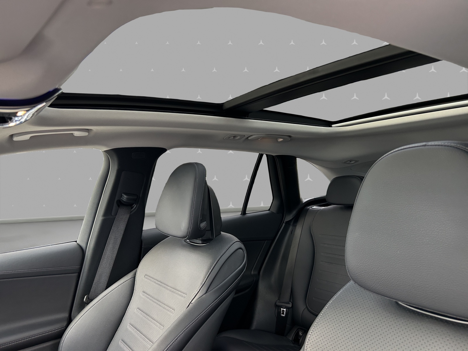 MERCEDES-BENZ GLC 300 e 4Matic 9G-Tronic-image-8