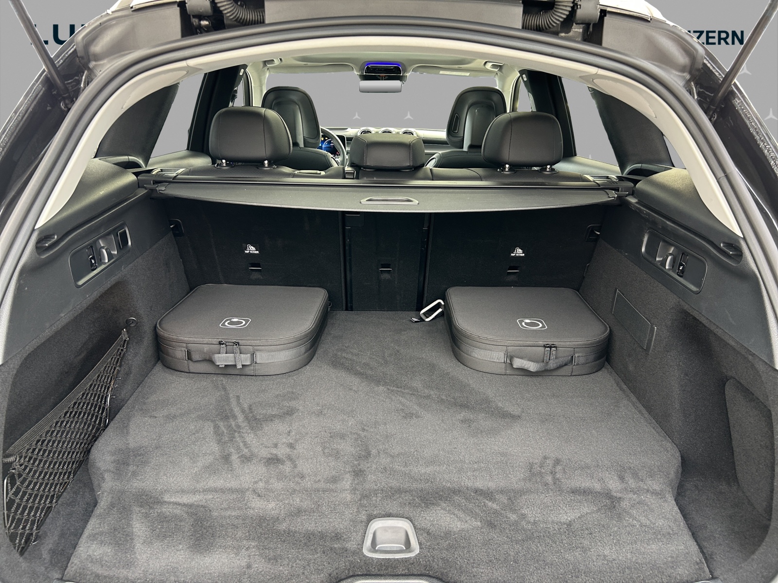 MERCEDES-BENZ GLC 300 e 4Matic 9G-Tronic-image-14