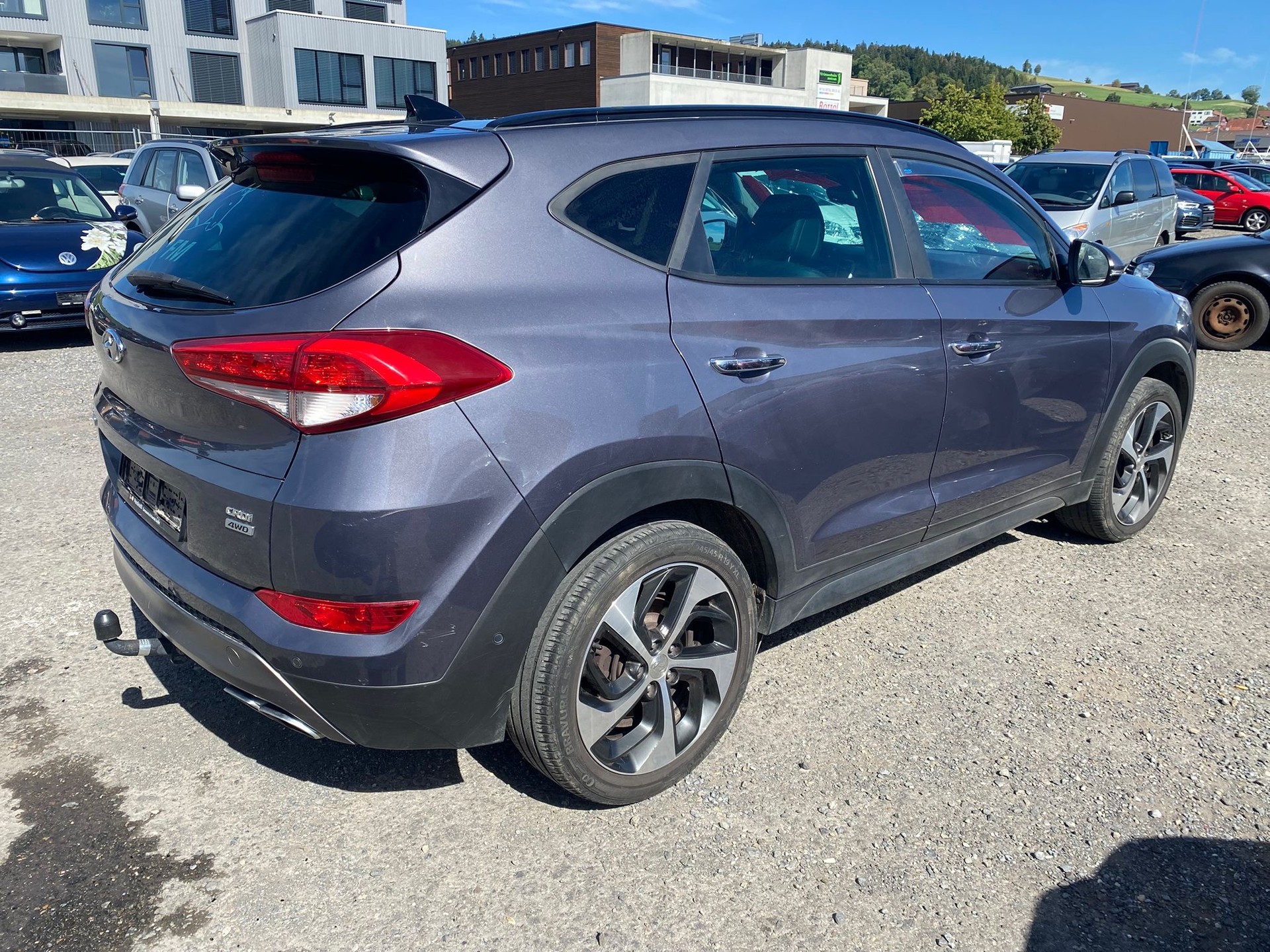 HYUNDAI Tucson 2.0 CRDI Launch Edition 4WD Automatic-image-4