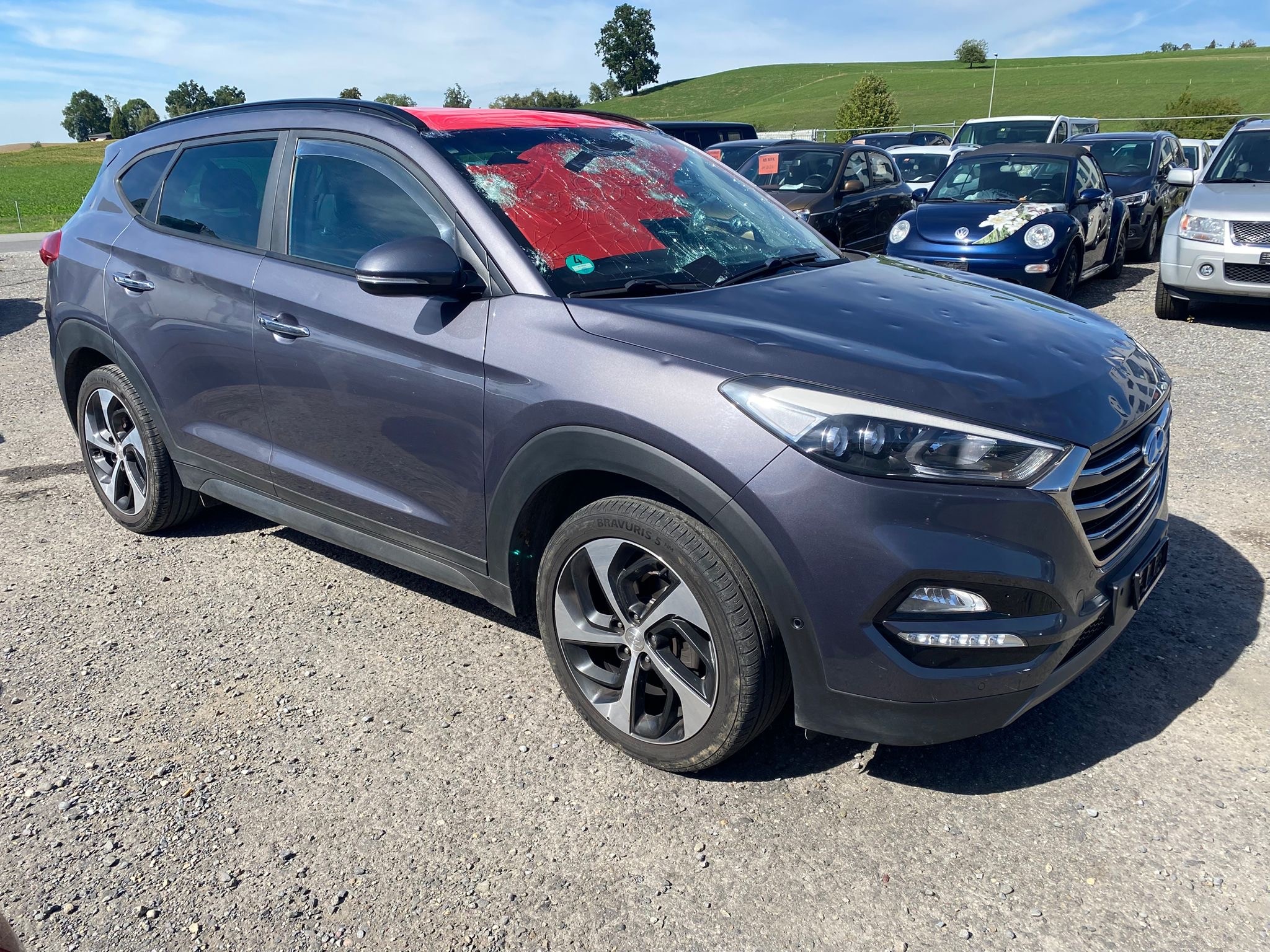 HYUNDAI Tucson 2.0 CRDI Launch Edition 4WD Automatic — slika 1