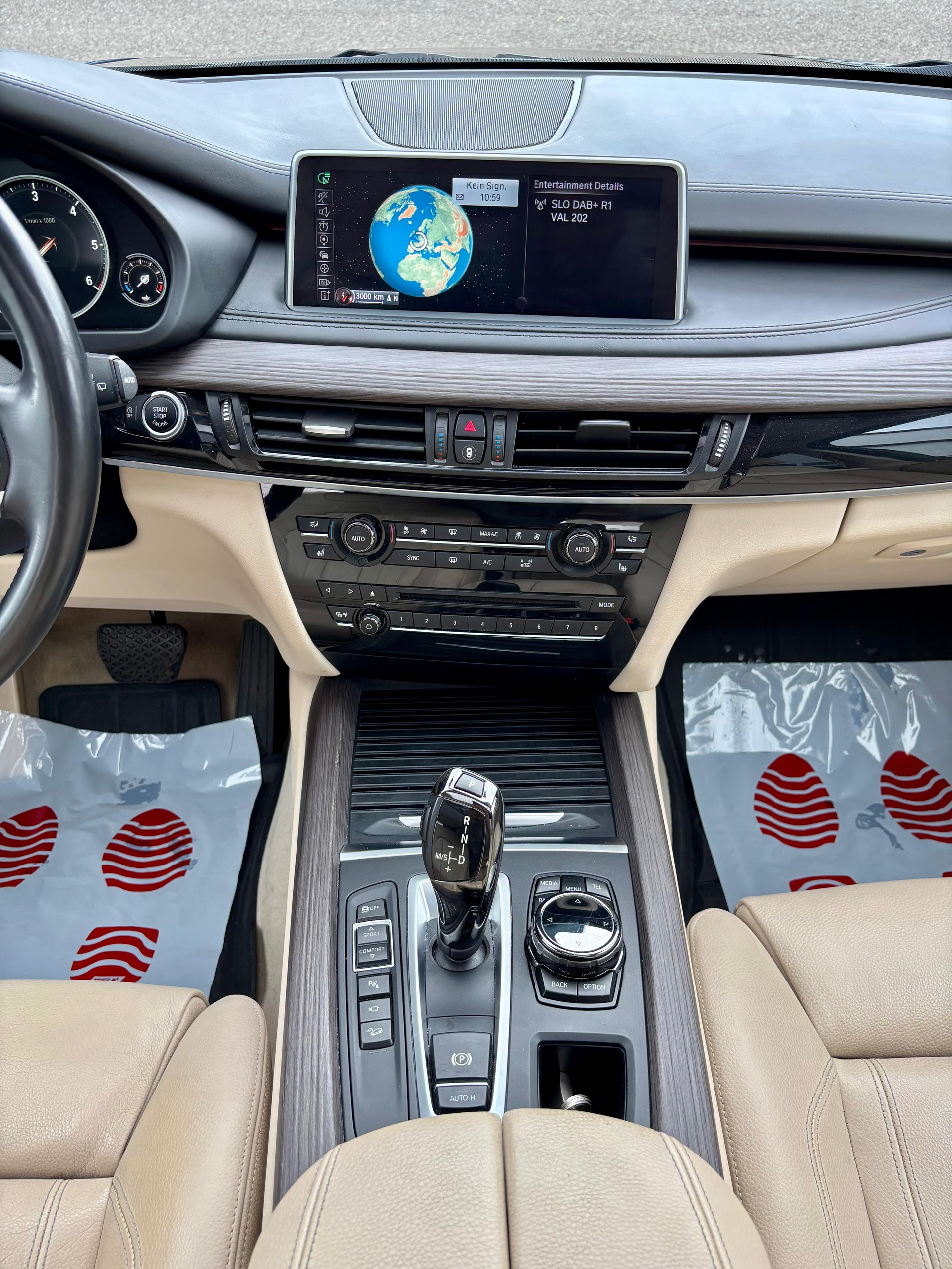 BMW X5 xDrive 30d Steptronic-image-9