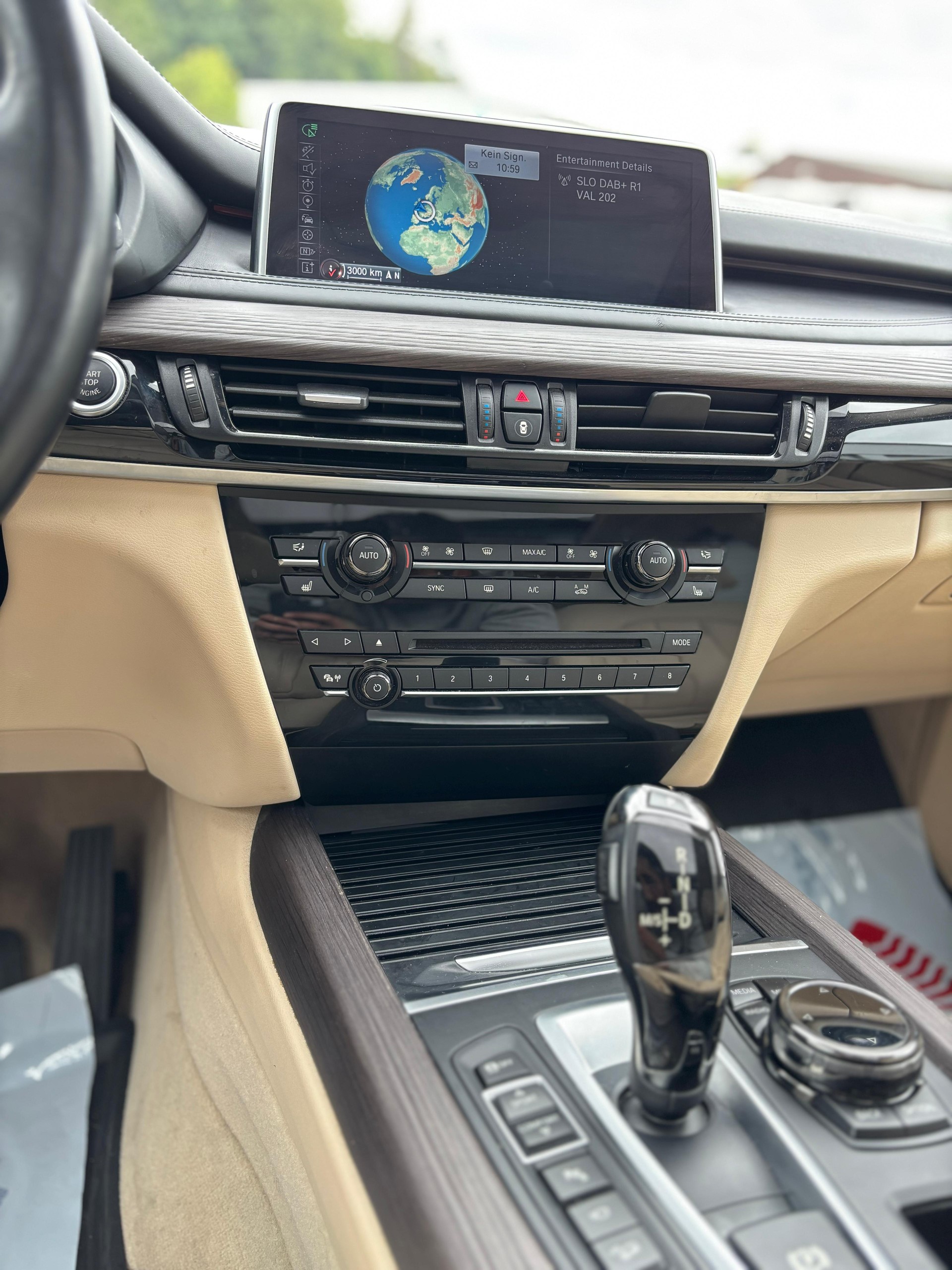 BMW X5 xDrive 30d Steptronic-image-8