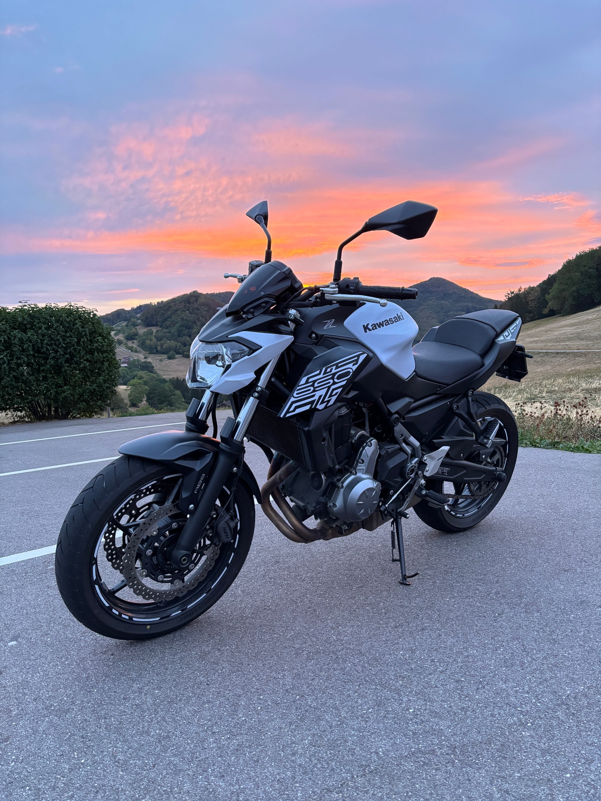 KAWASAKI Z 650 ABS (35kW)-showroom-element-1