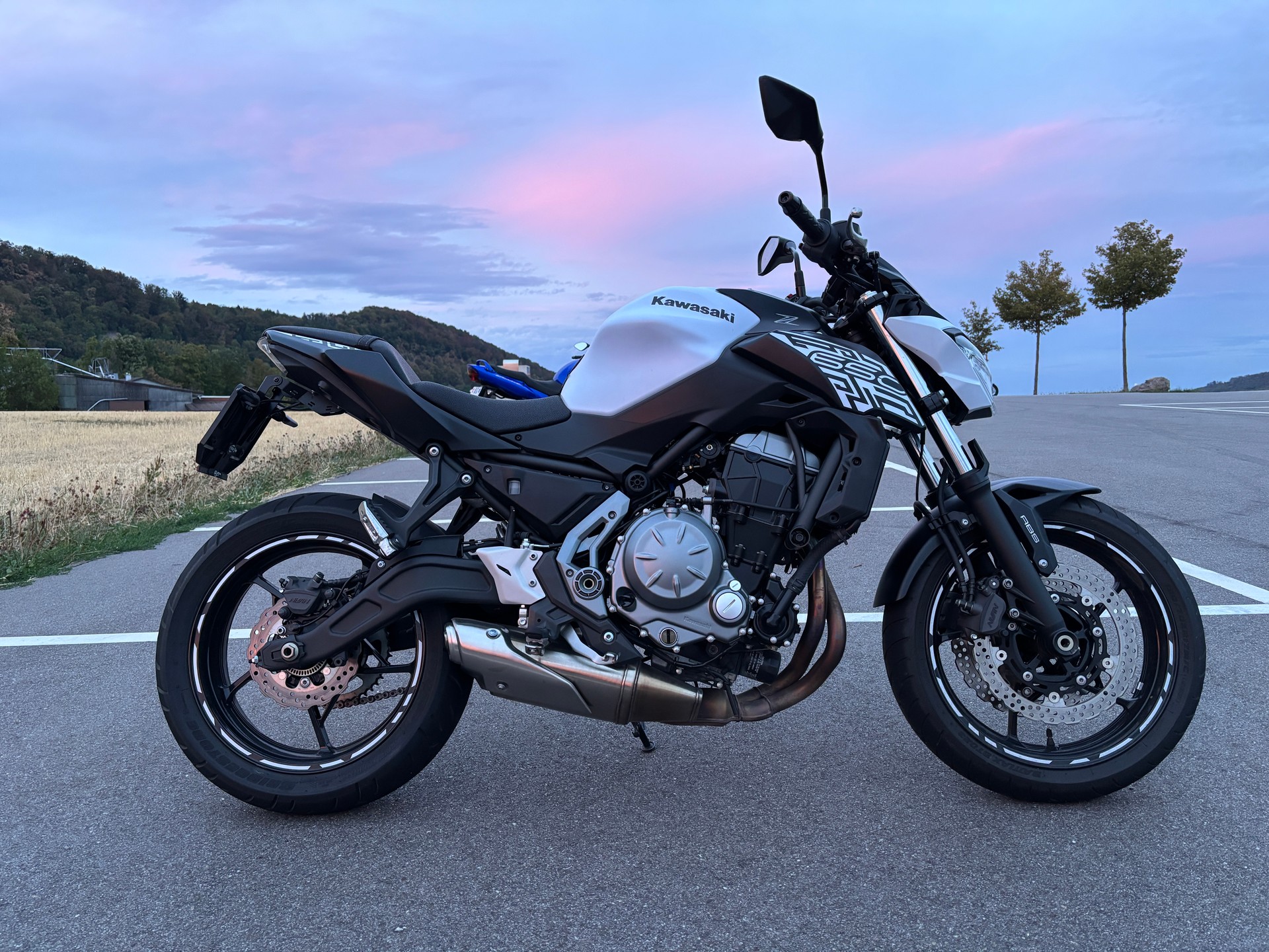 KAWASAKI Z 650 ABS (35kW)-showroom-element-3