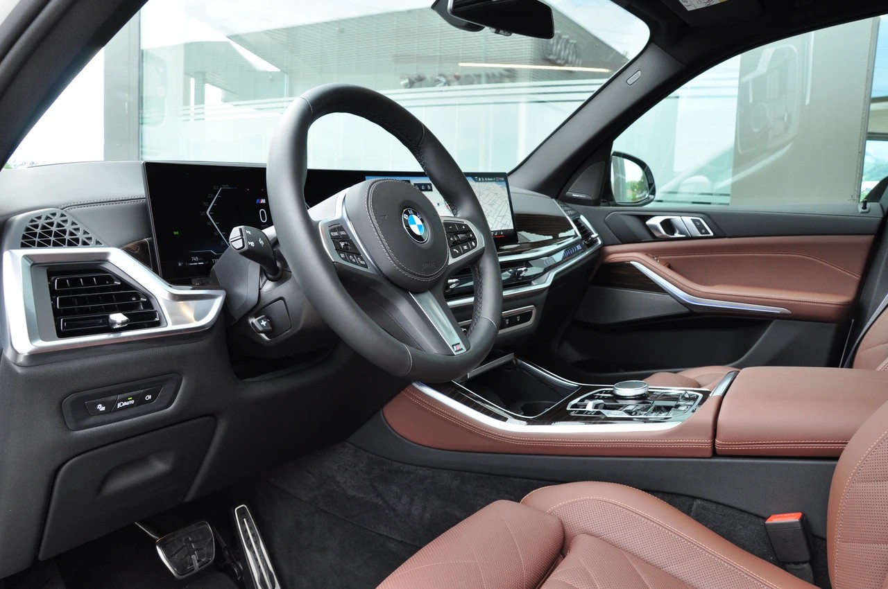 BMW X5 xDrive 48V 40d M Sport Pro Steptronic **7-PLÄTZE** GRATIS-SERVICE **-image-25