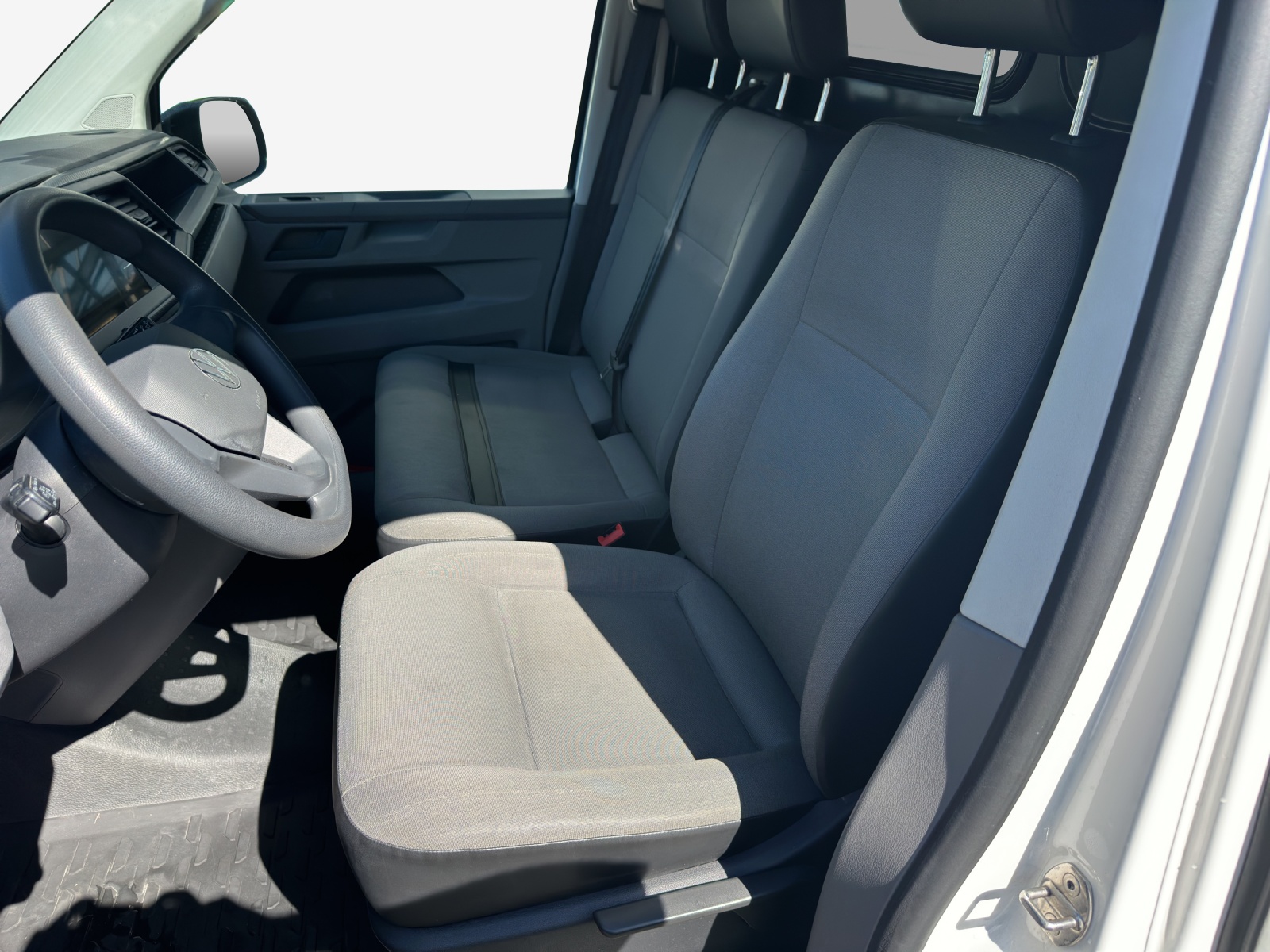 VW T6.1 2.0 TDI-image-7