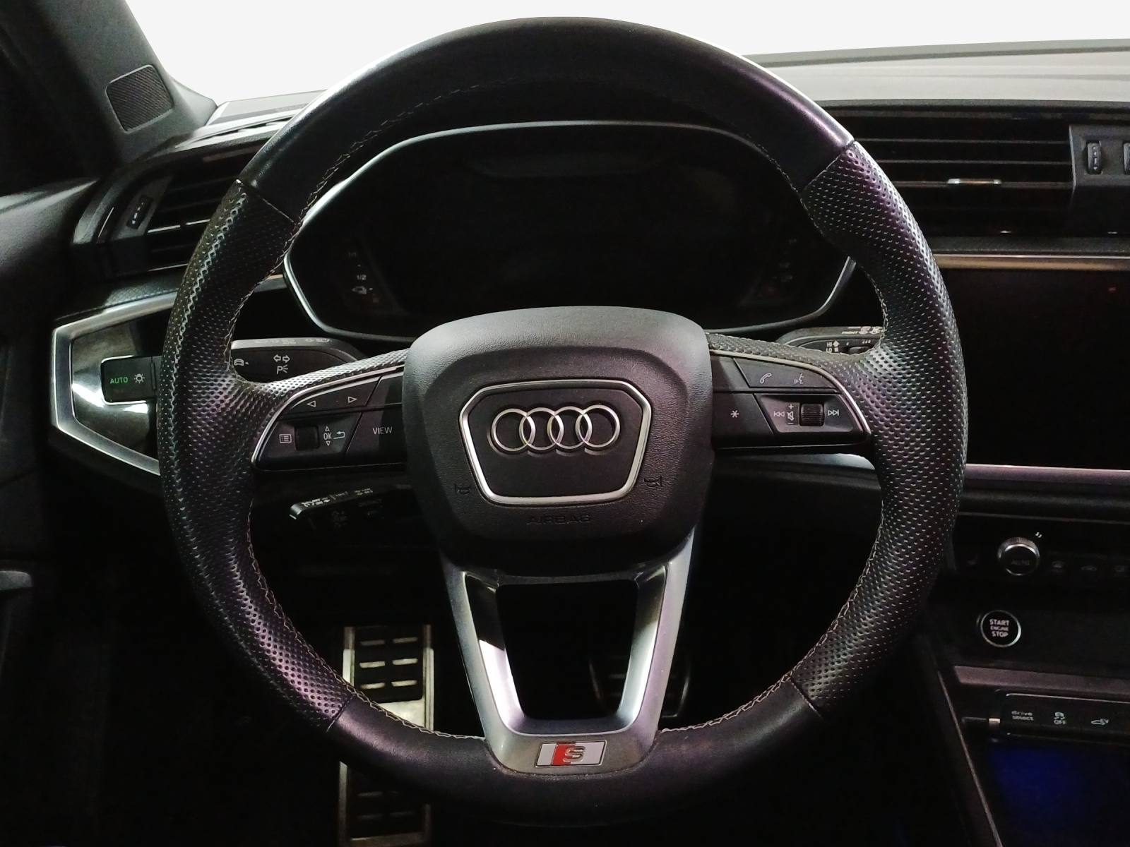 AUDI Q3 Sportback 45 TFSI e S line S-tronic-image-9