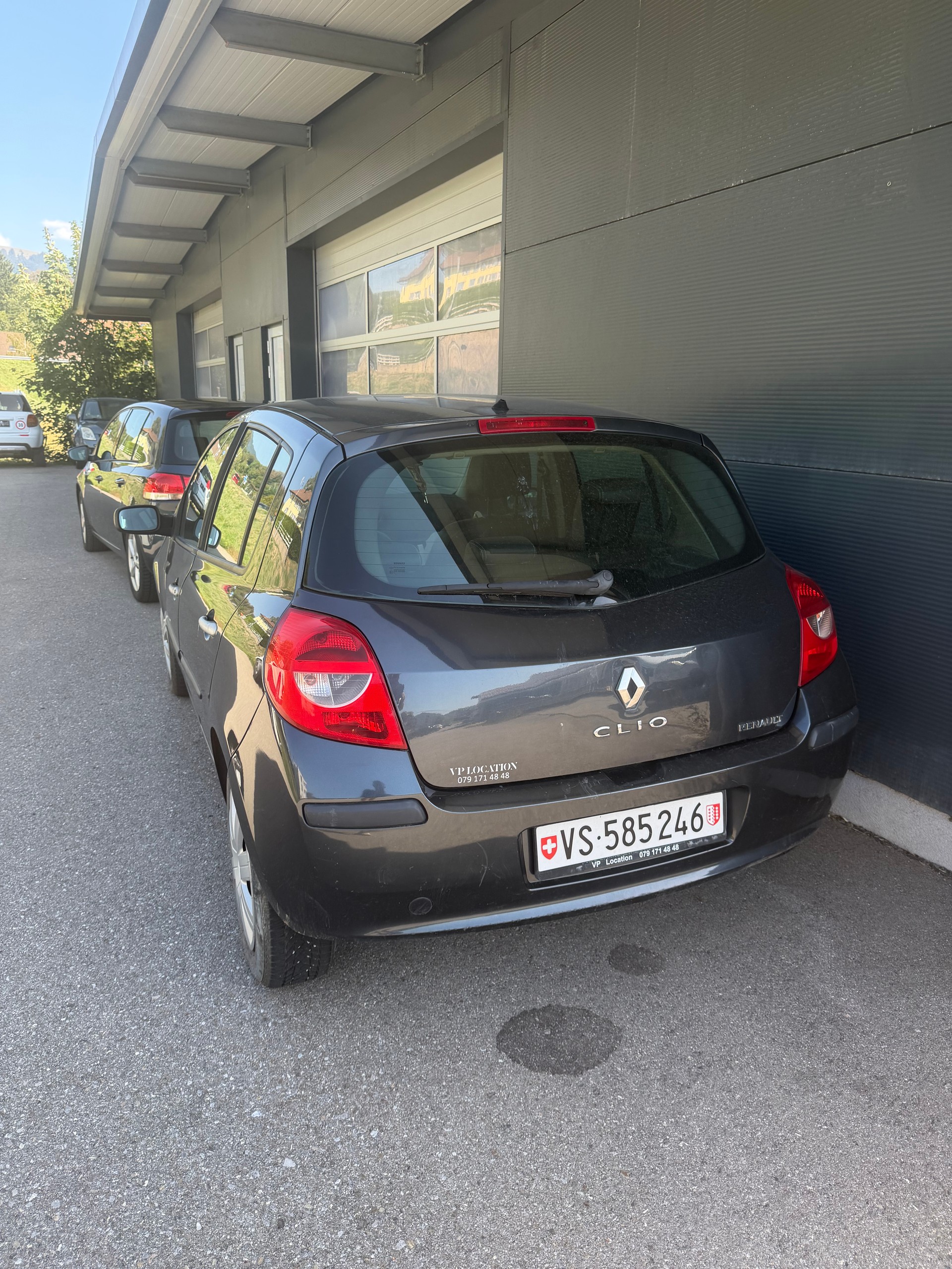 RENAULT Clio 2.0 16V Privilège-image-1
