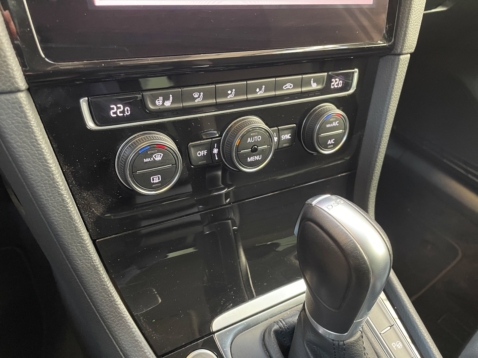 VW Golf 1.4 TSI Highline DSG-image-24