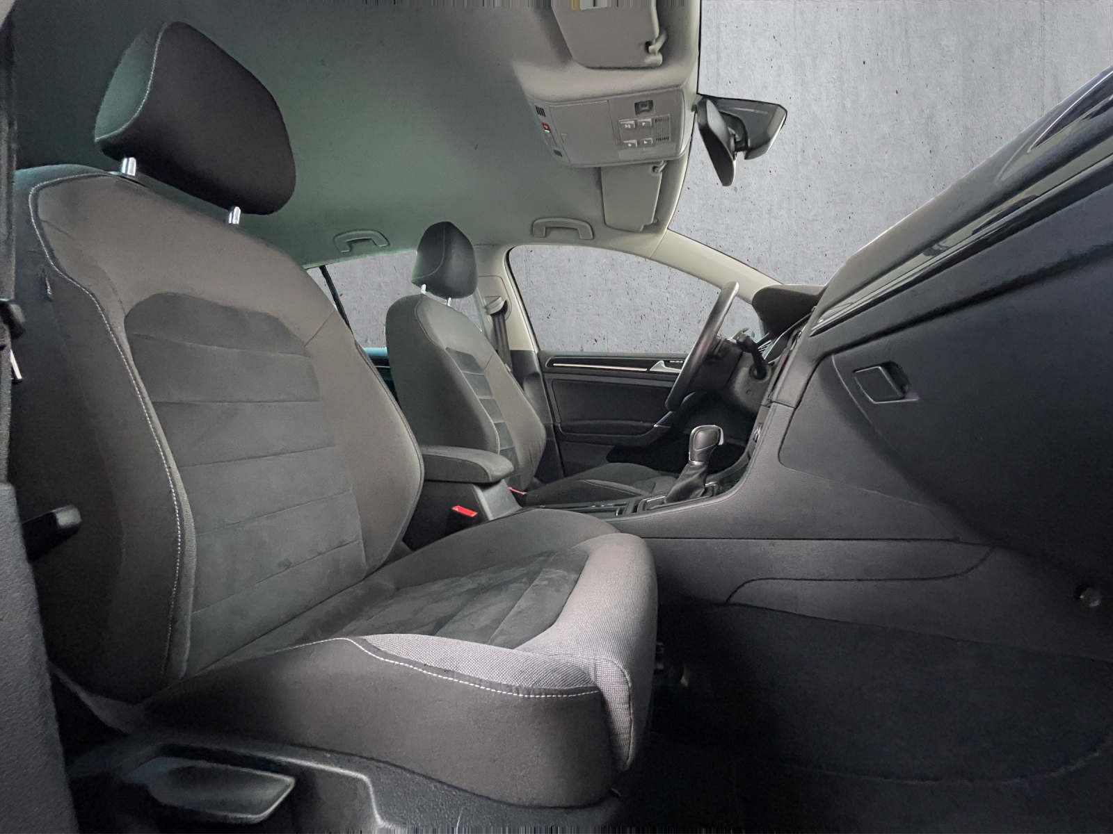 VW Golf 1.4 TSI Highline DSG-image-28