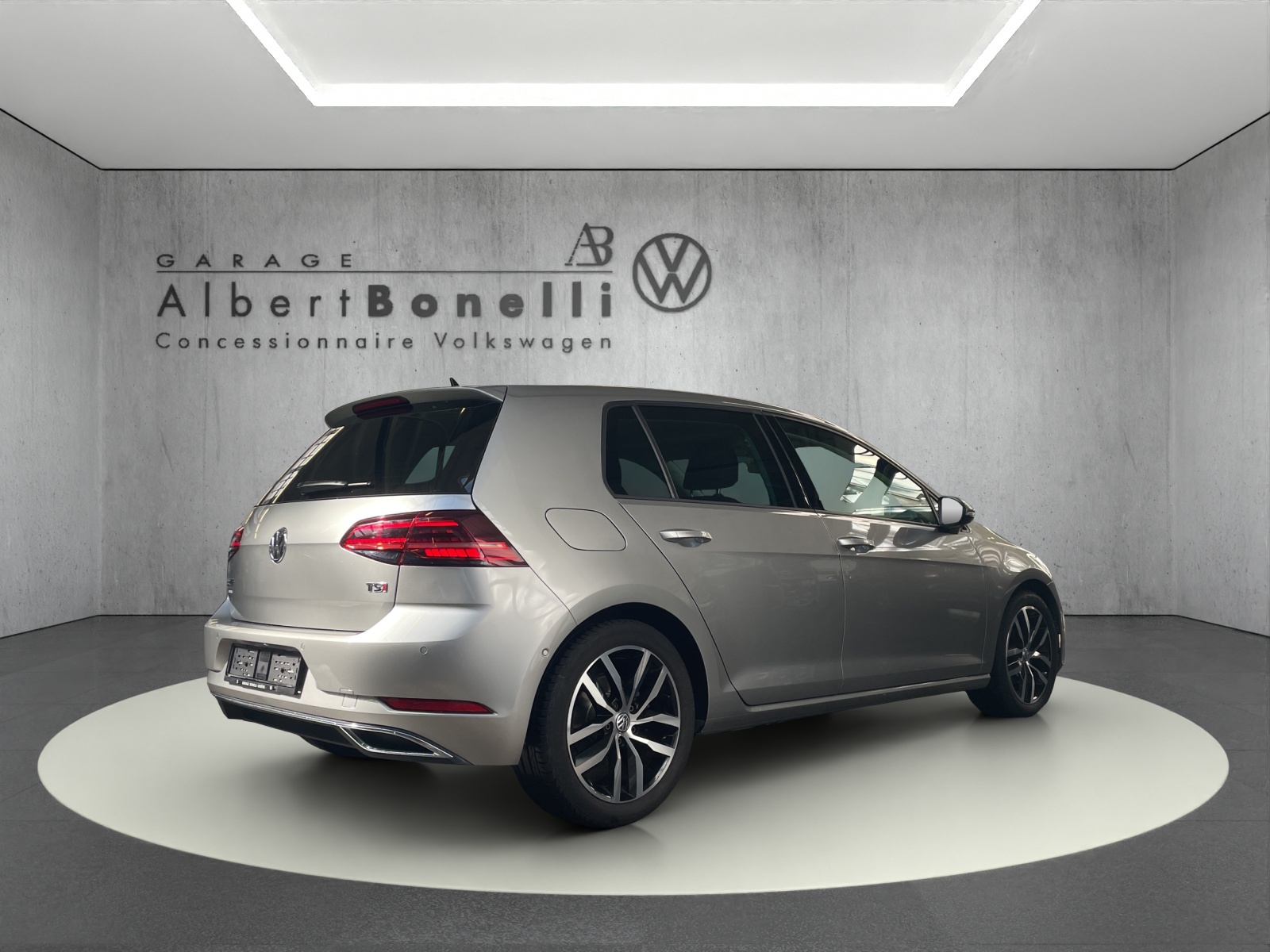 VW Golf 1.4 TSI Highline DSG-image-4