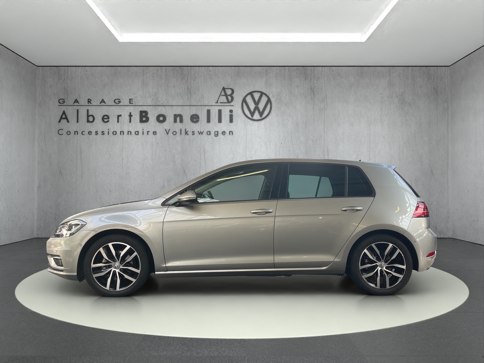 VW Golf 1.4 TSI Highline DSG-image-1