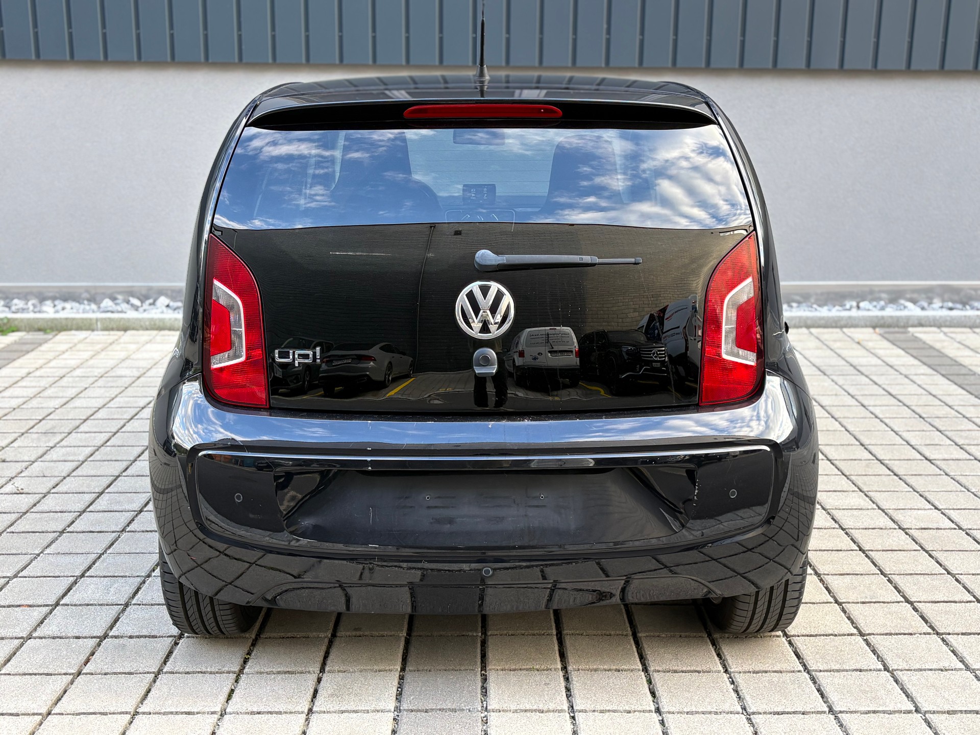 VW Up 1.0 black up ASG (Automat) Frisch ab MFK-image-6