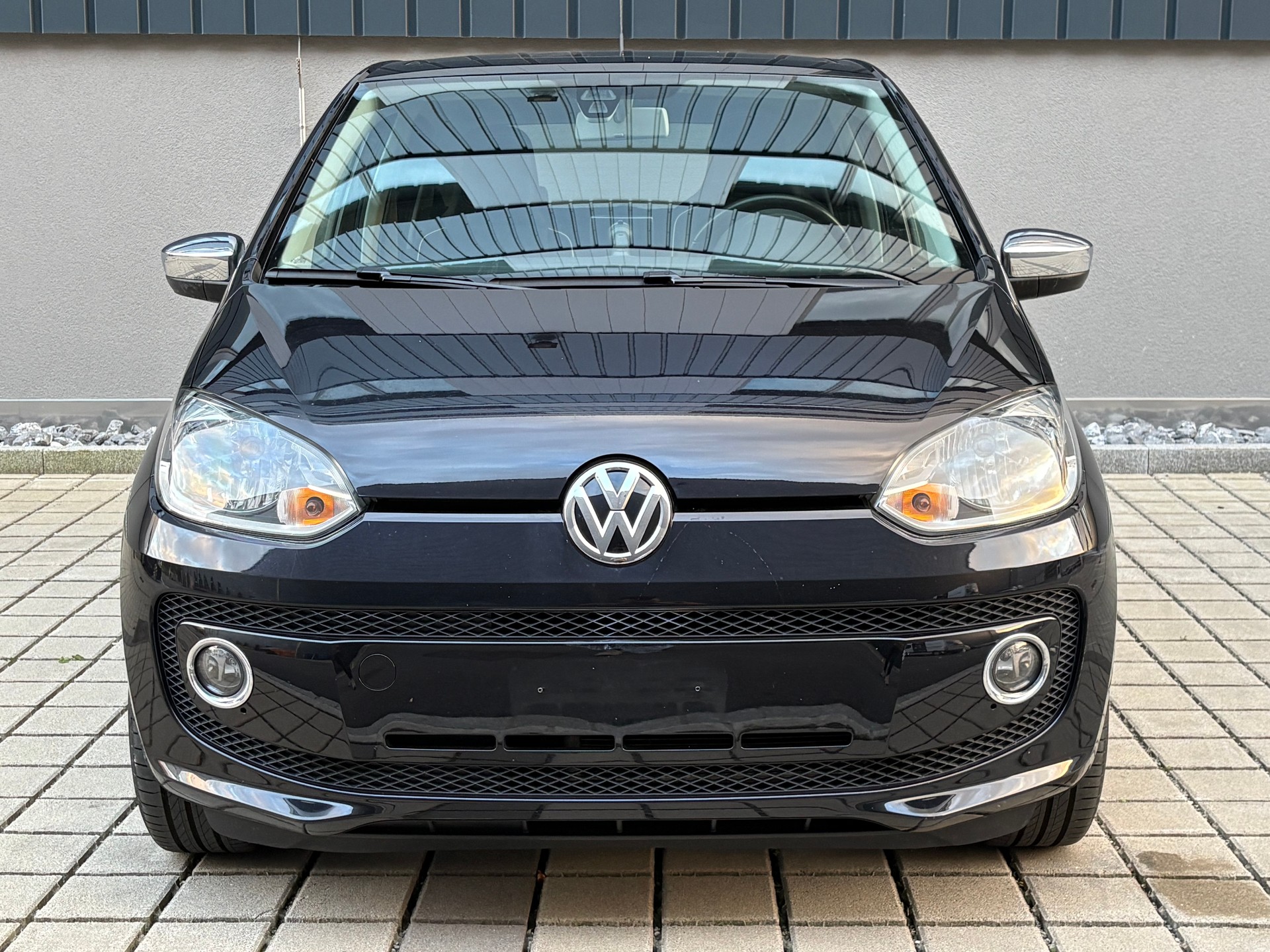 VW Up 1.0 black up ASG (Automat) Frisch ab MFK-image-2