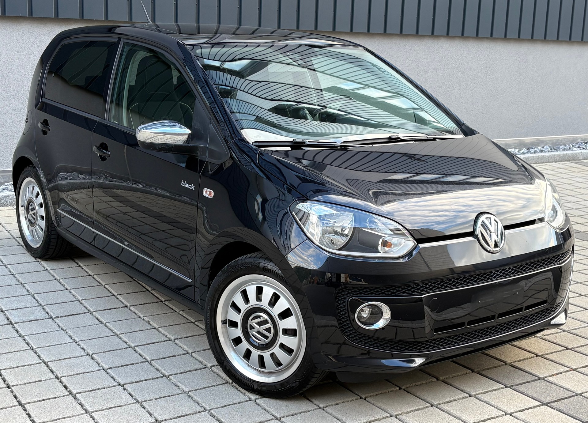 VW Up 1.0 black up ASG (Automat) Frisch ab MFK-image-1