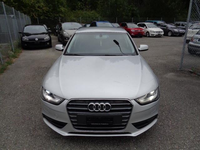 AUDI A4 Avant 1.8 TFSI-image-1