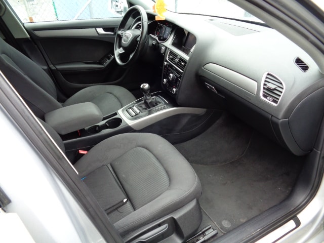 AUDI A4 Avant 1.8 TFSI-image-6