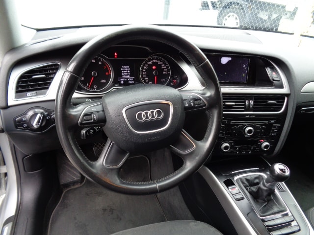 AUDI A4 Avant 1.8 TFSI-image-10