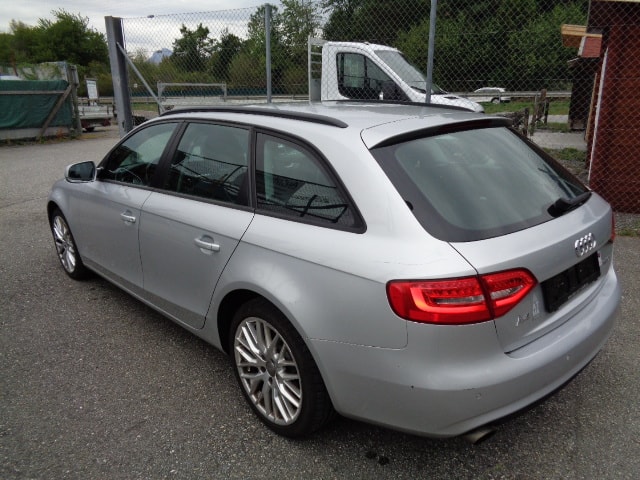 AUDI A4 Avant 1.8 TFSI-image-4