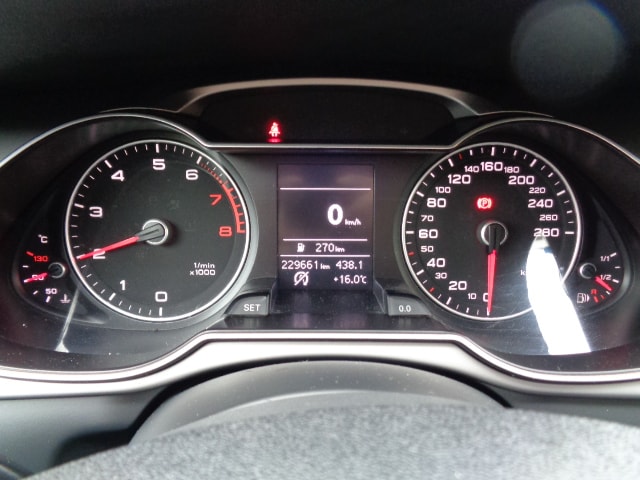 AUDI A4 Avant 1.8 TFSI-image-11