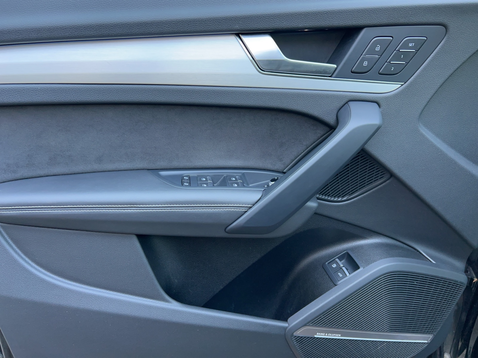 AUDI Q5 Sportback 55 TFSI e PHEV S line quattro S-tronic-image-19