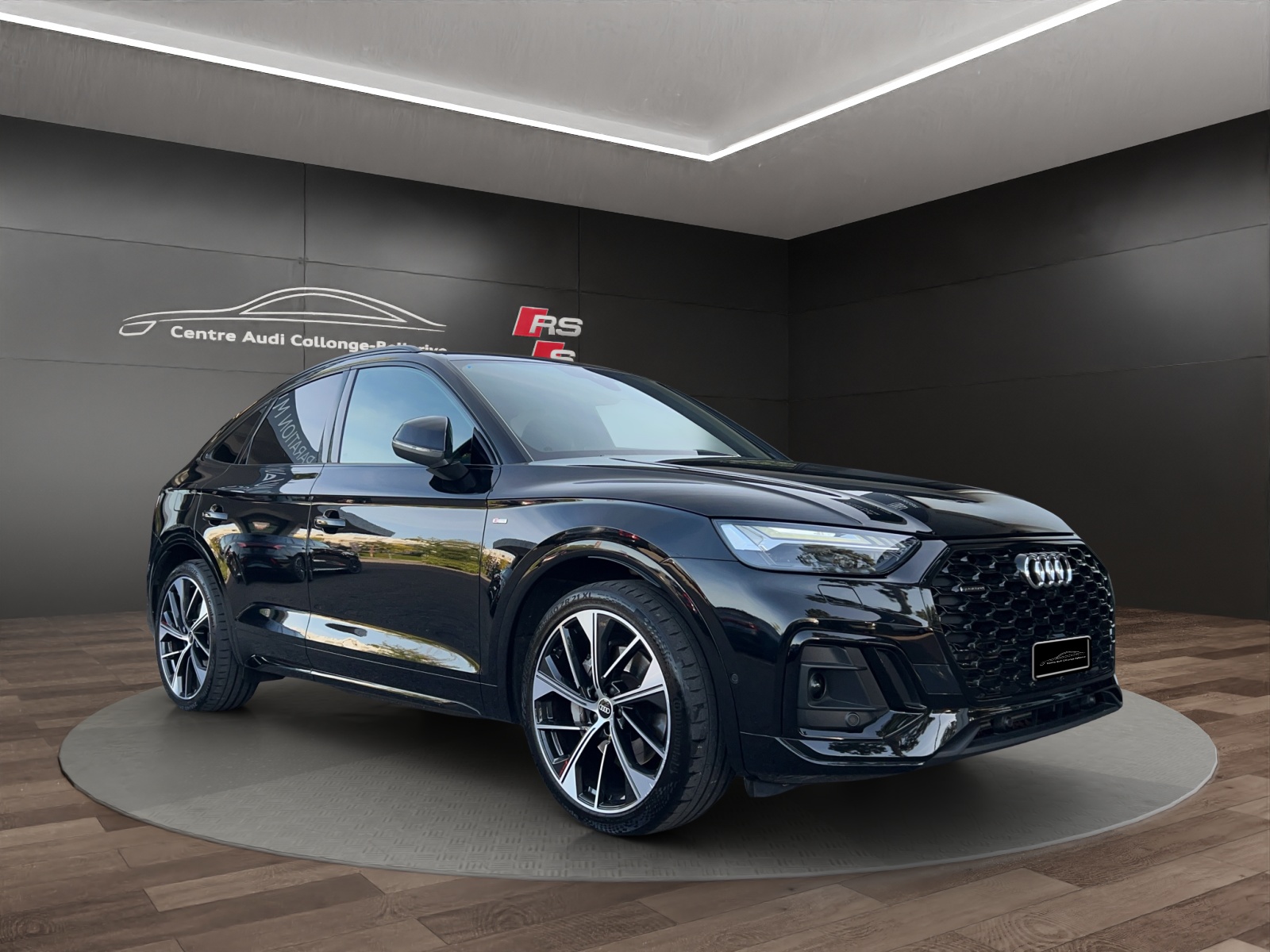 AUDI Q5 Sportback 55 TFSI e PHEV S line quattro S-tronic-image-7