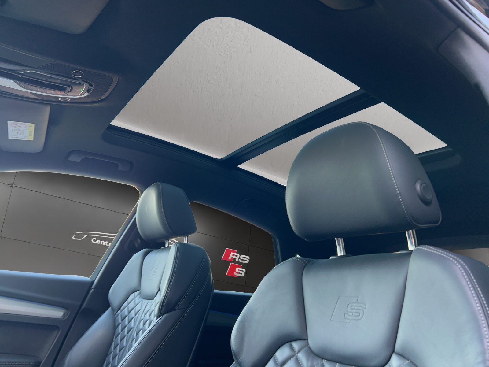 AUDI Q5 Sportback 55 TFSI e PHEV S line quattro S-tronic-image-23
