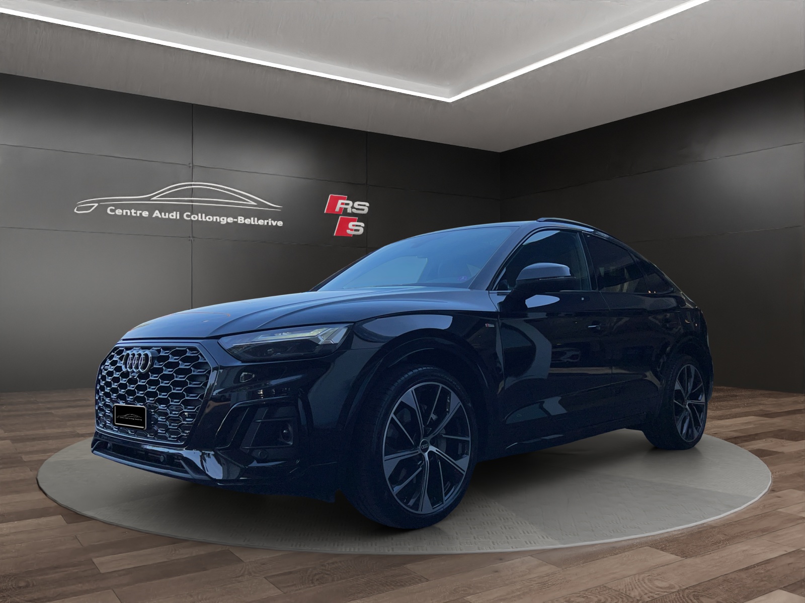 AUDI Q5 Sportback 55 TFSI e PHEV S line quattro S-tronic-image-0
