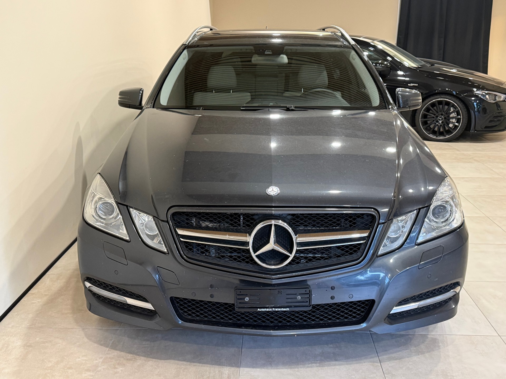 MERCEDES-BENZ E 350 CDI BlueEff. Avantgarde 4Matic 7G-Tronic-image-1
