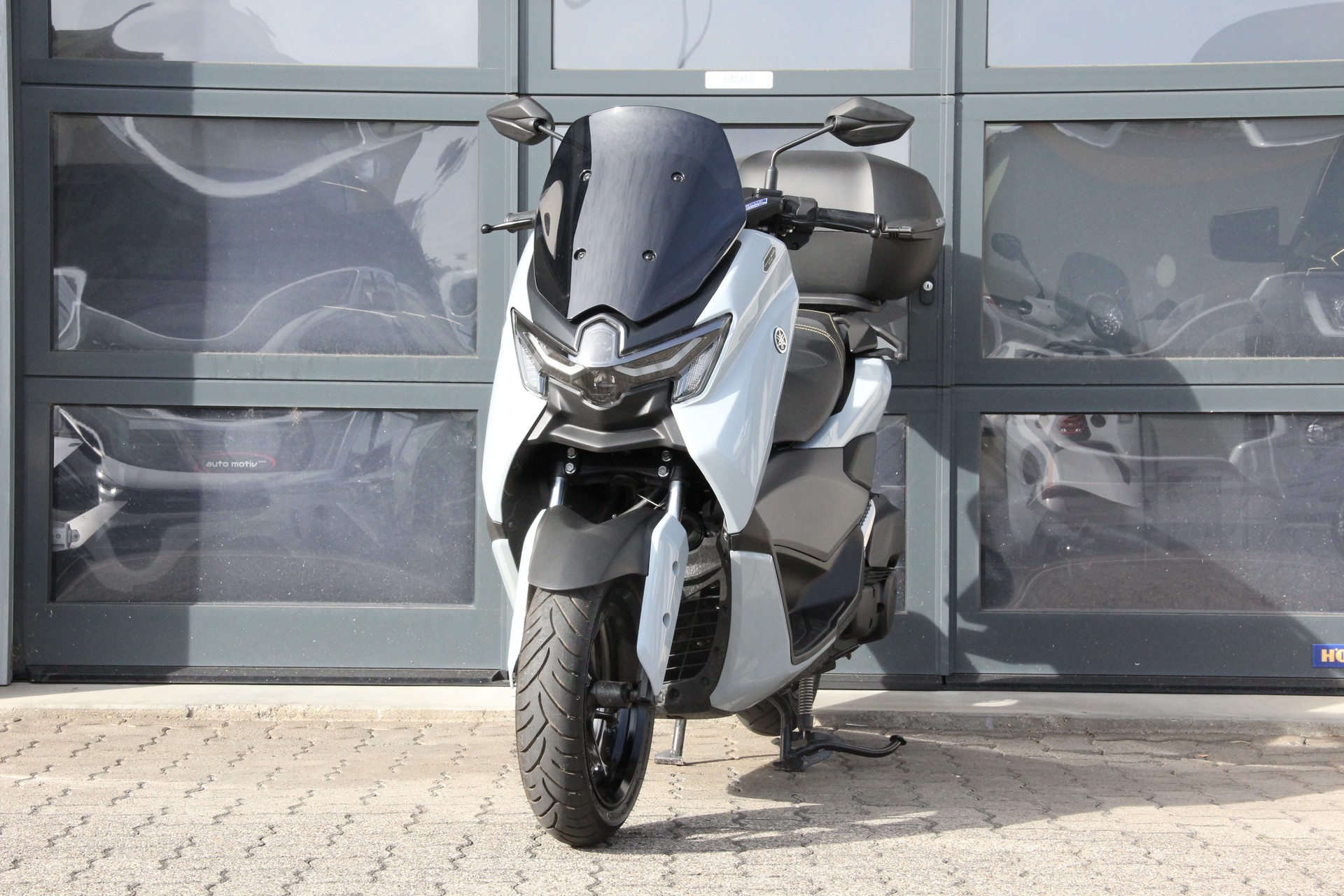 YAMAHA TECH MAX-image-2