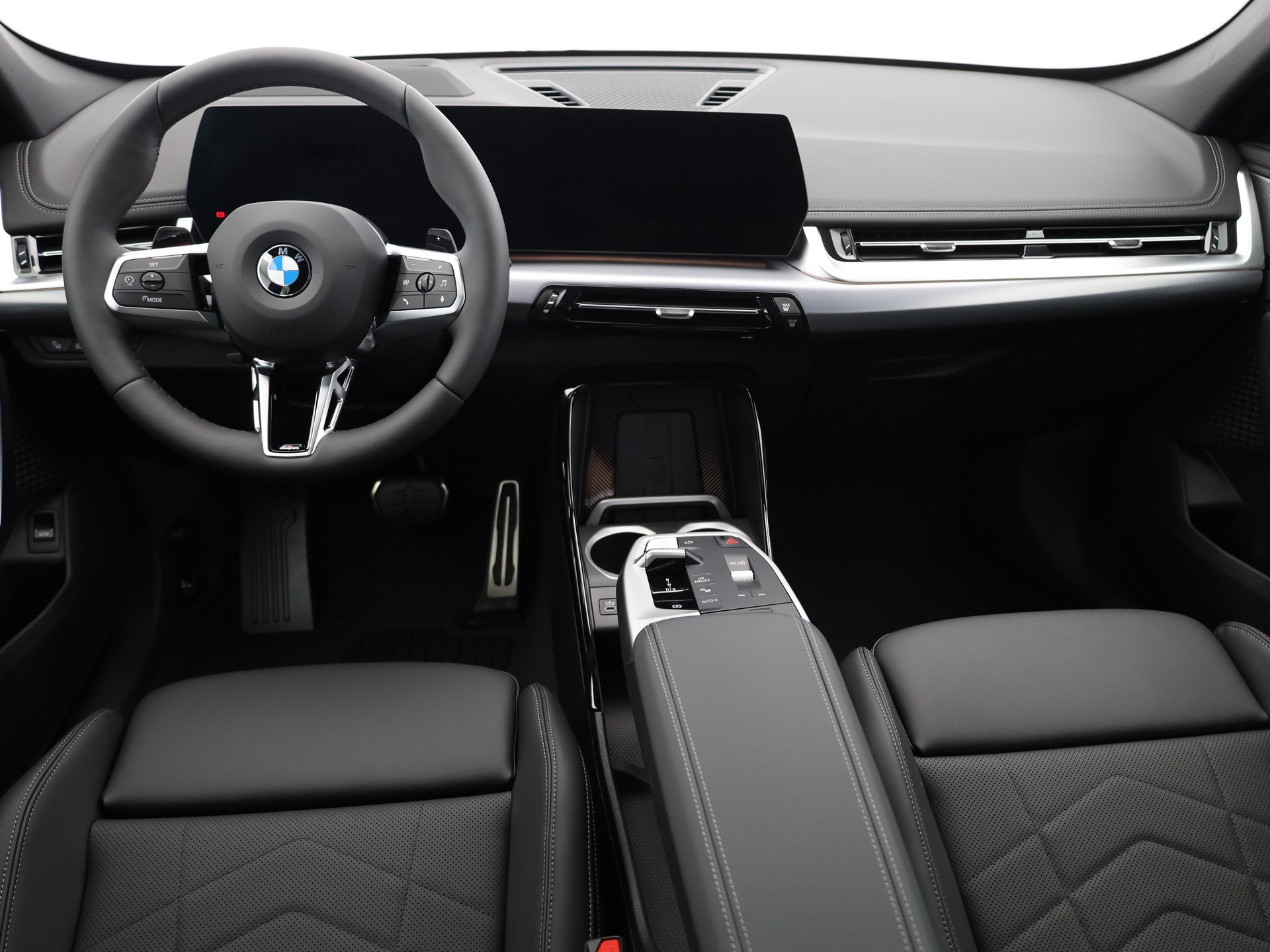 BMW X1 U11 23i xDrive-image-4
