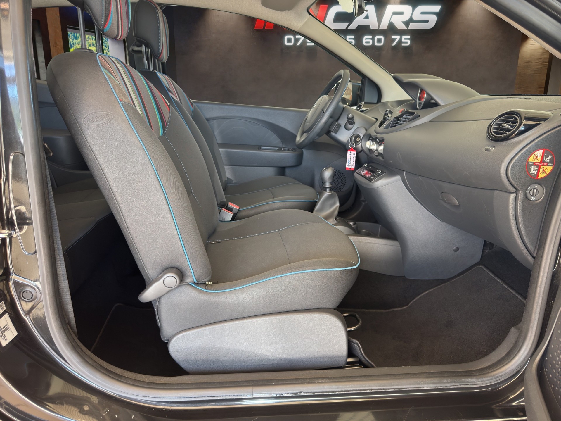 RENAULT Twingo 1.2 16V Expression-image-7