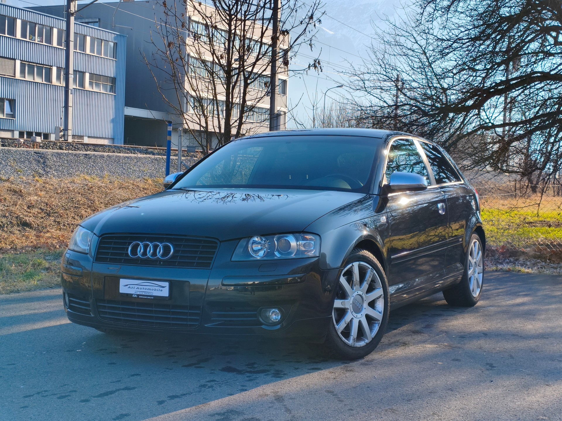 AUDI A3 2.0 Turbo FSI Ambition S-tronic-image-1