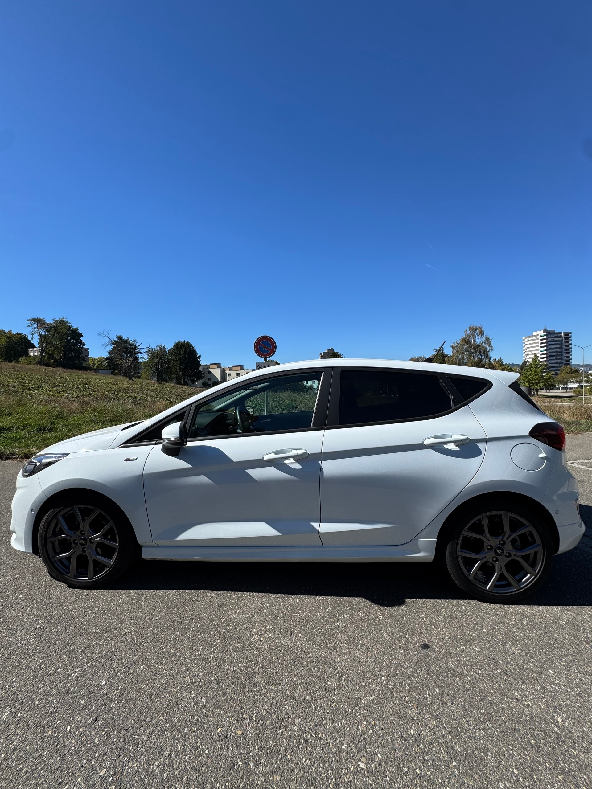FORD 1.0 EcoB Hybrid ST-Line X-image-2