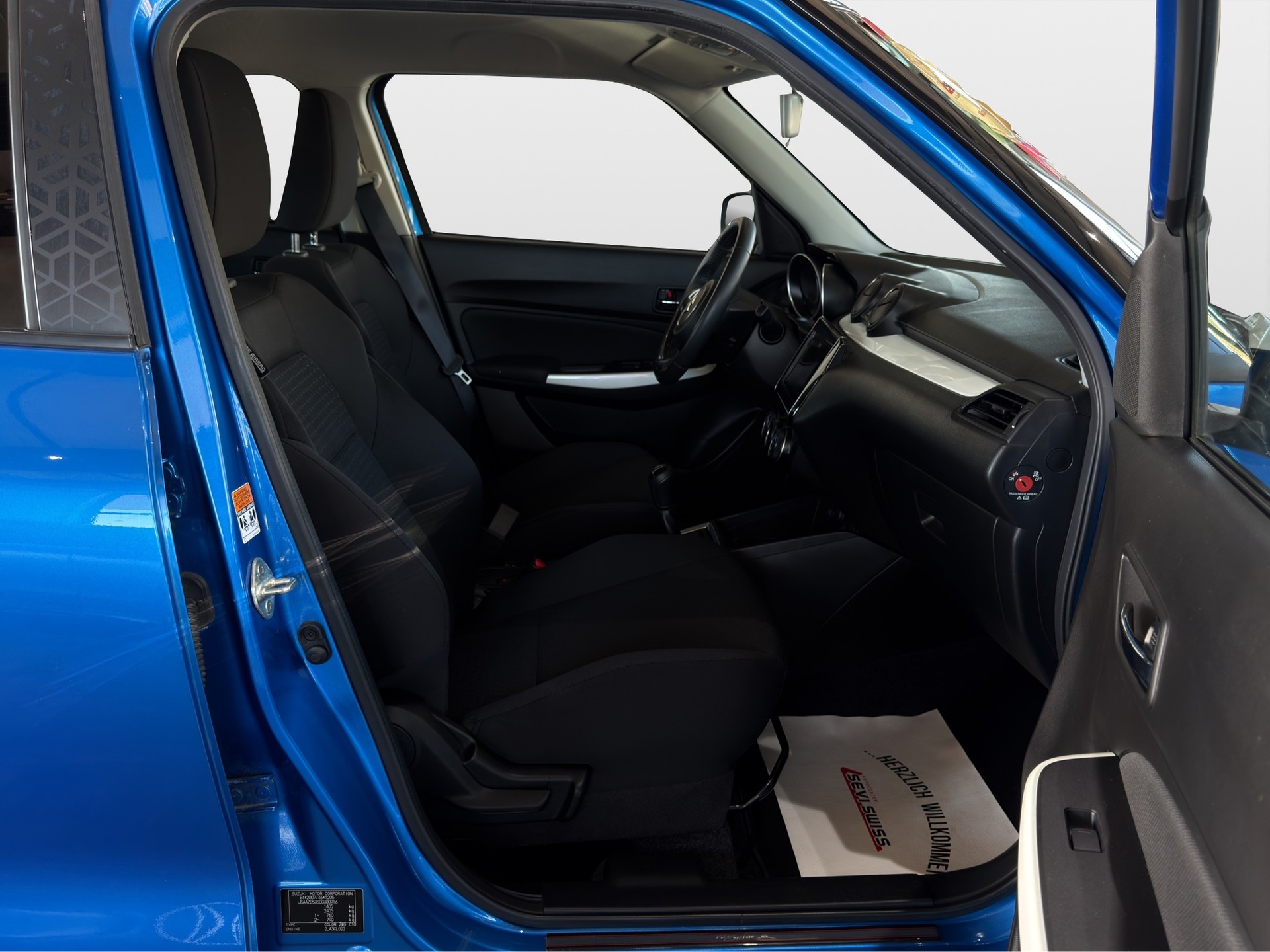 SUZUKI Swift 1.2i Piz Sulai Top Hybrid Allgrip 4x4*Ab,MFK,1 Jahr oder 20'000km Garantie auf Motor und Getriebe*-image-17