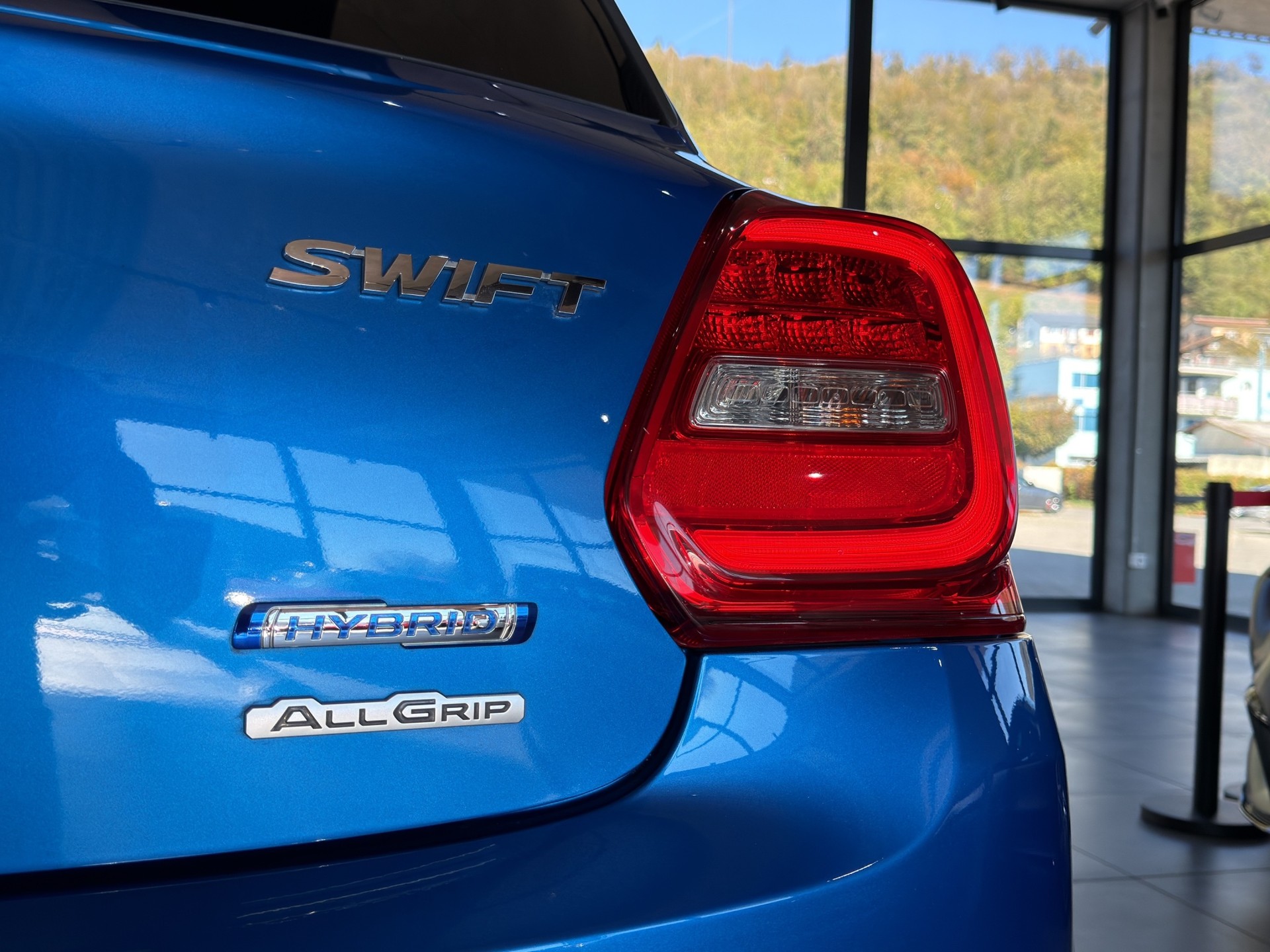 SUZUKI Swift 1.2i Piz Sulai Top Hybrid Allgrip 4x4*Ab,MFK,1 Jahr oder 20'000km Garantie auf Motor und Getriebe*-image-25