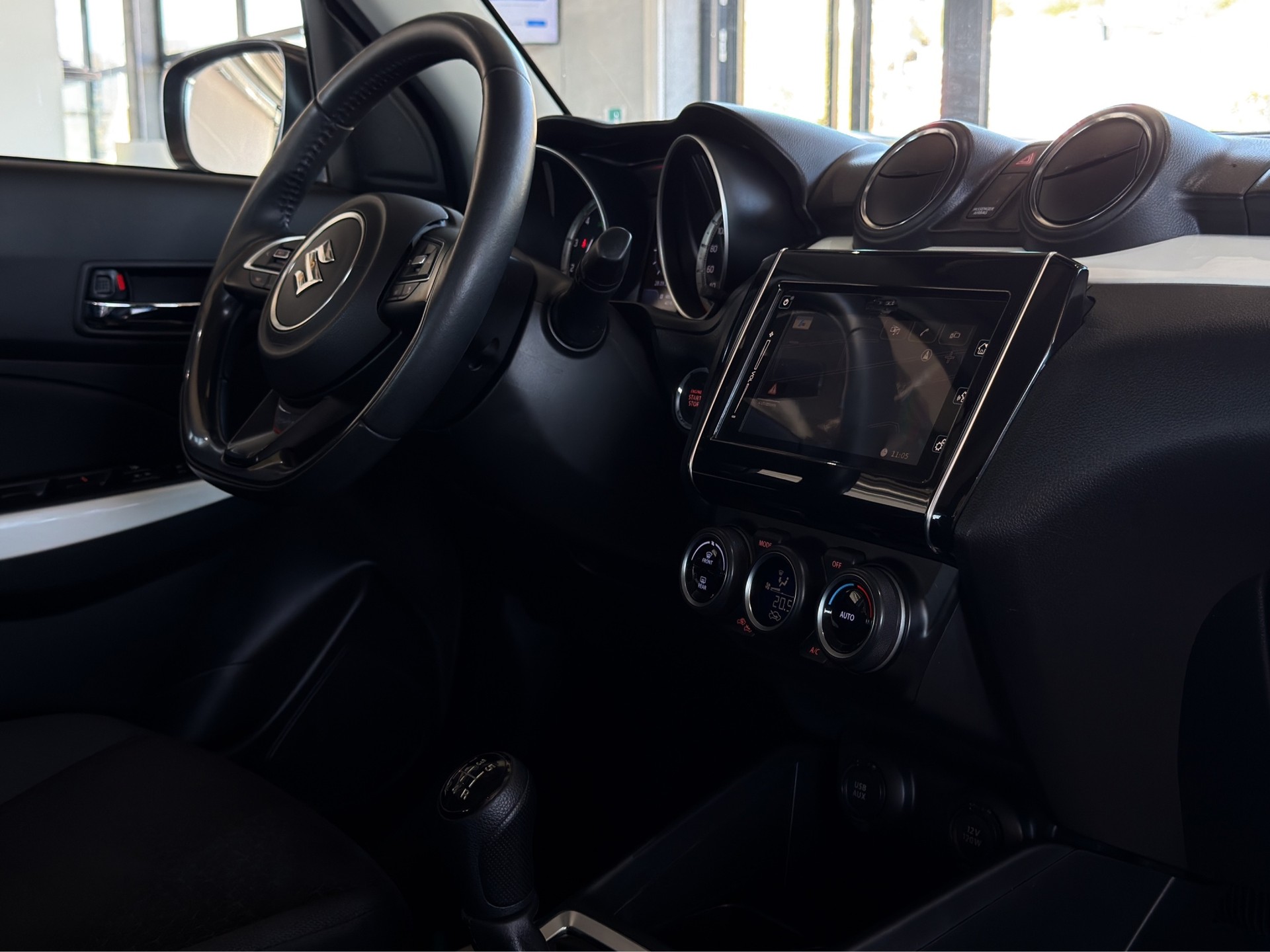 SUZUKI Swift 1.2i Piz Sulai Top Hybrid Allgrip 4x4*Ab,MFK,1 Jahr oder 20'000km Garantie auf Motor und Getriebe*-image-20