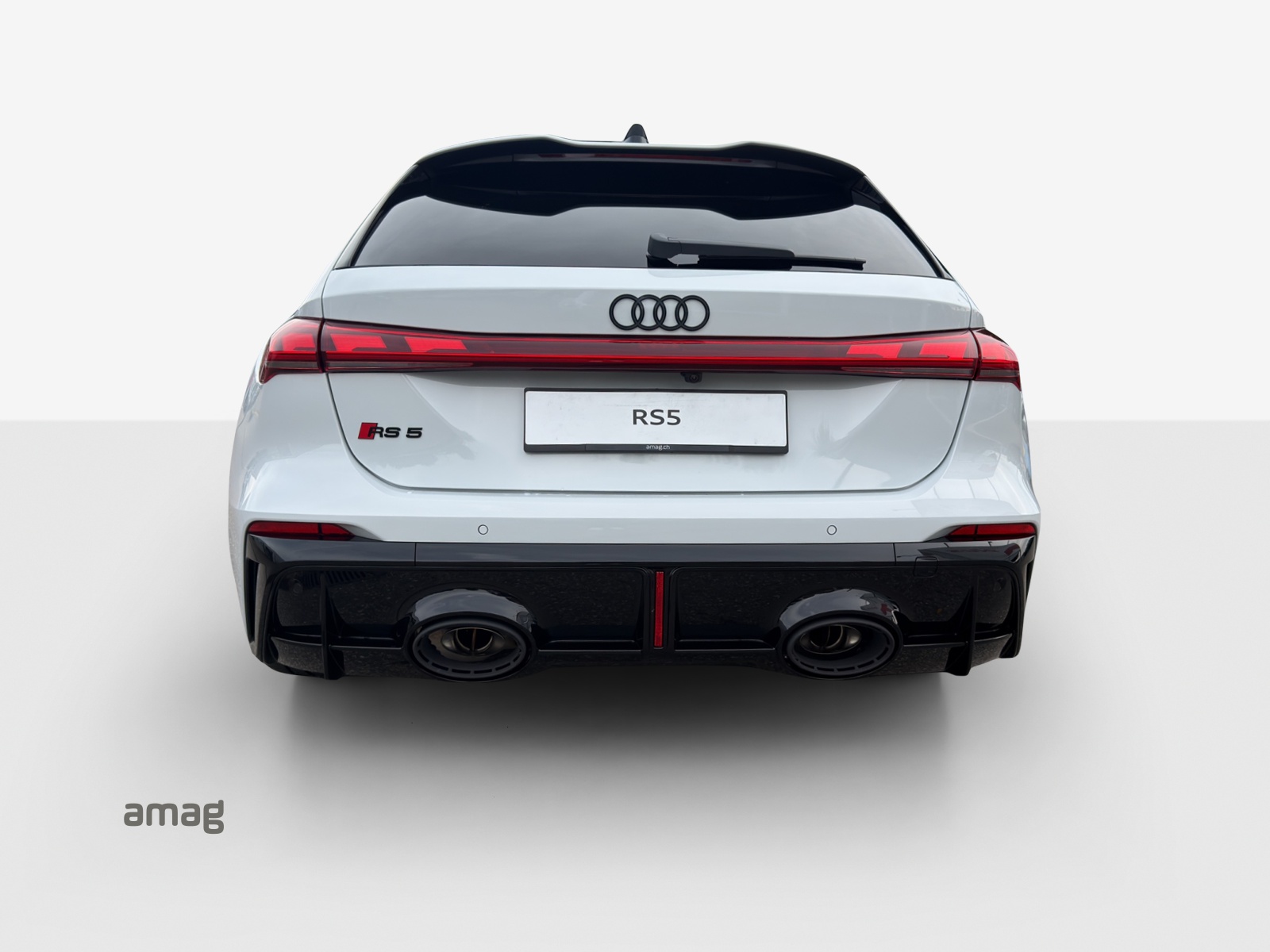 AUDI RS 5 Avant TFSI 470 kW Tiptronic quattro-image-3
