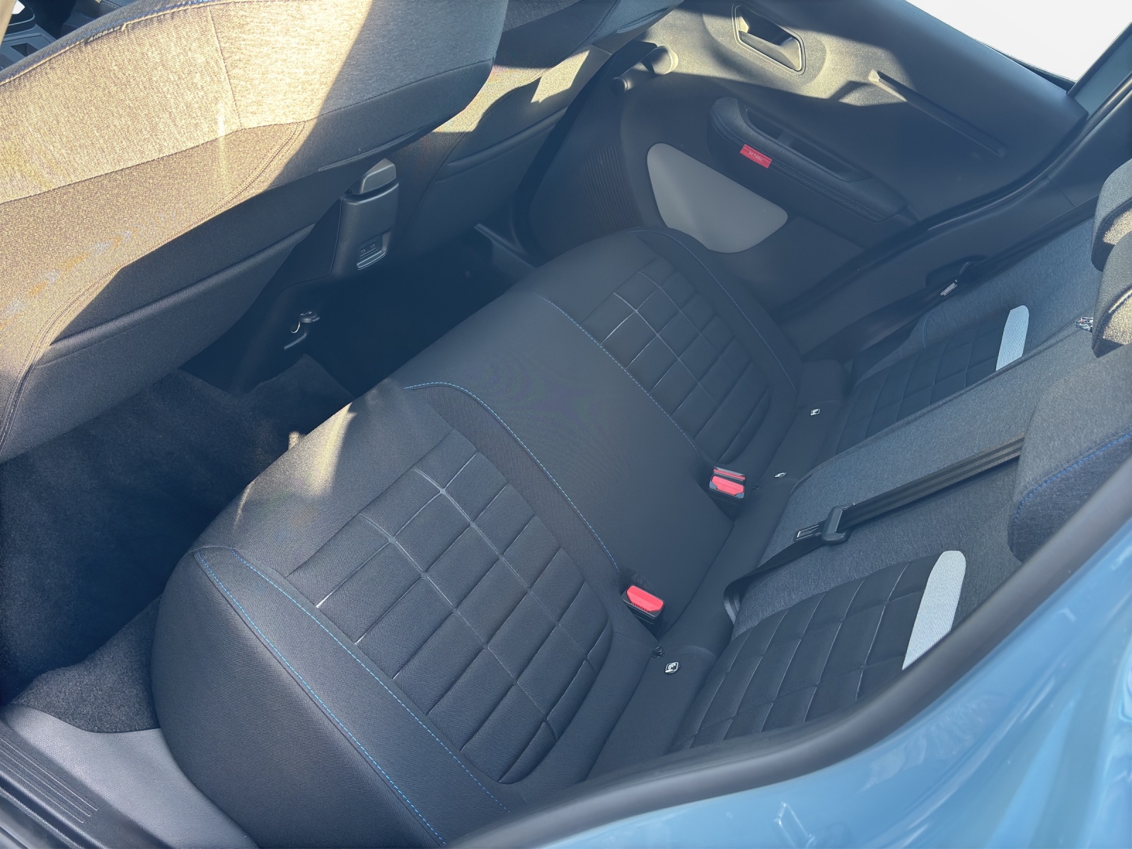CITROEN C3 1.2 Hybrid Tonic+-image-13