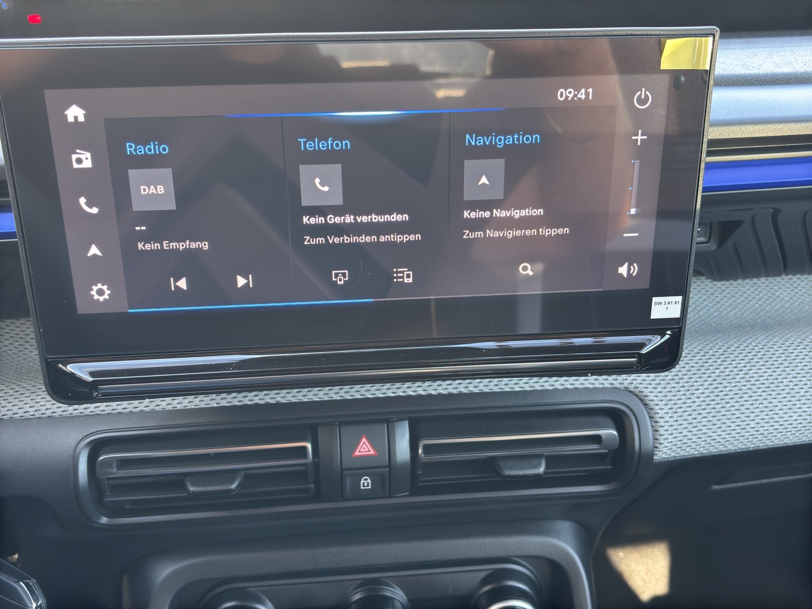 CITROEN C3 1.2 Hybrid Tonic+-image-12