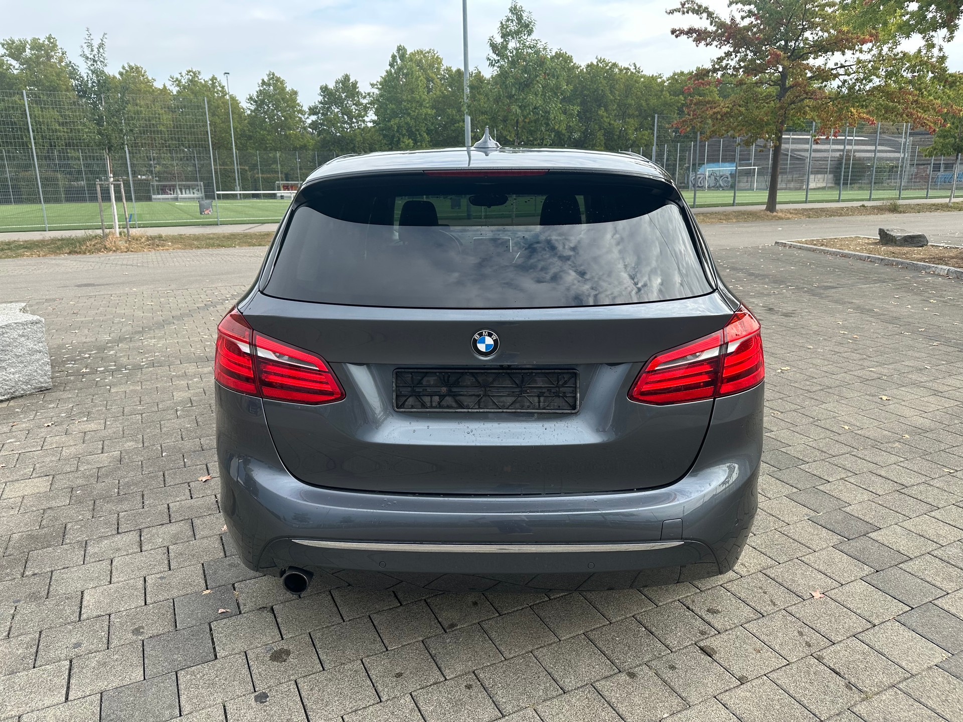 BMW 218i Active Tourer Luxury Line Steptronic-image-5