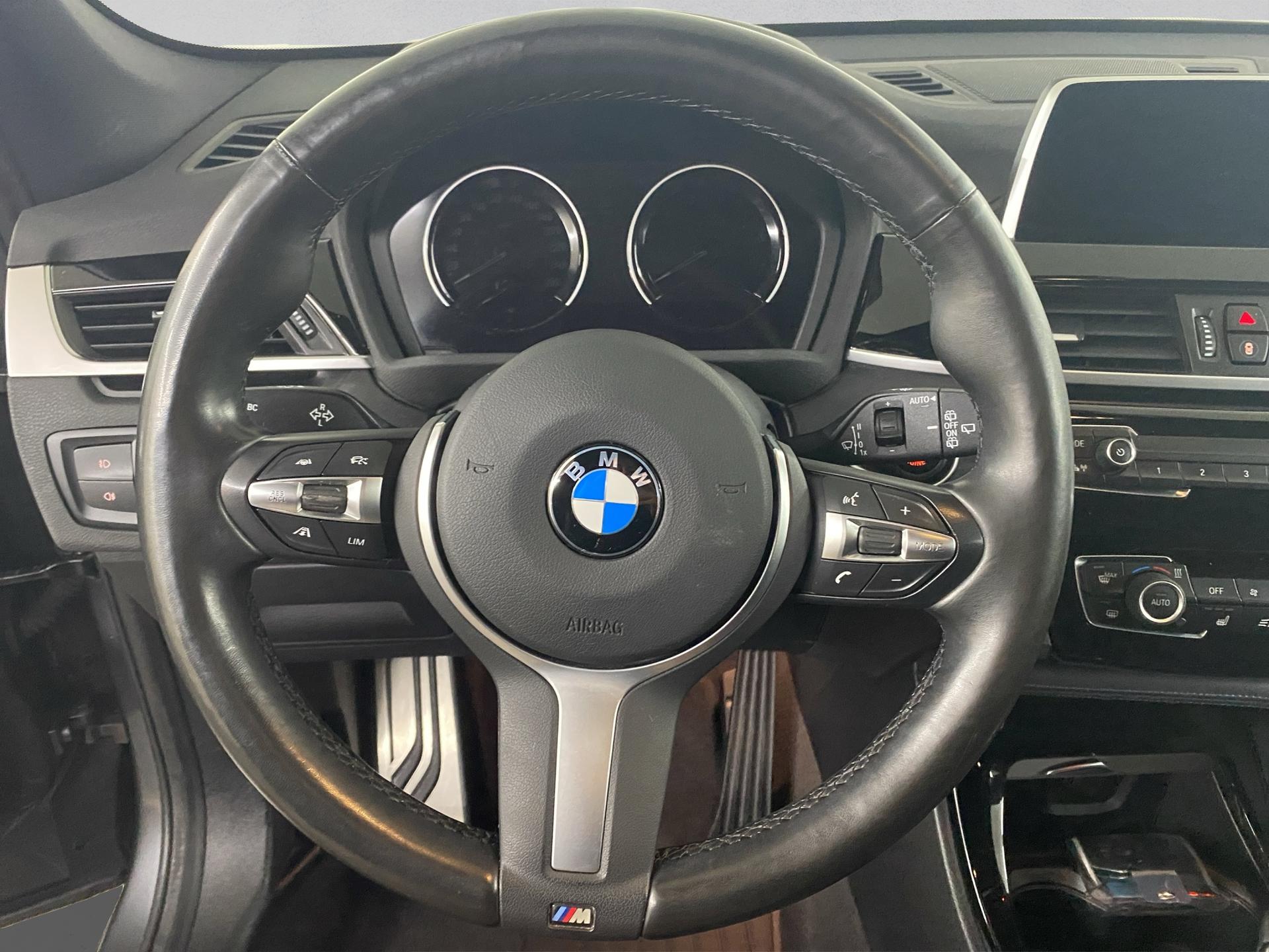 BMW X1 sDrive 18i M Sport Steptronic DSK-image-12